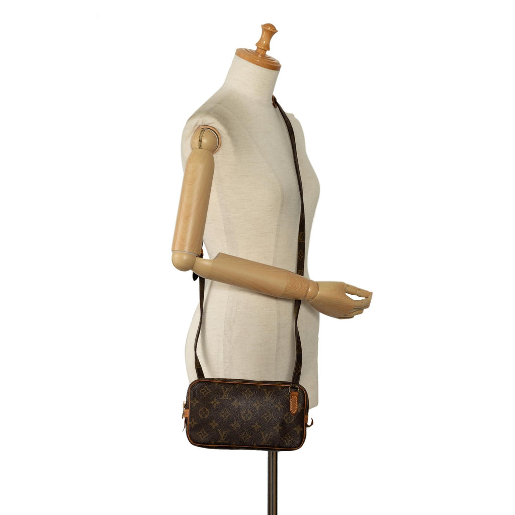 Louis Vuitton Monogram Pochette Marly Bandouliere (SHG-la1O0H)