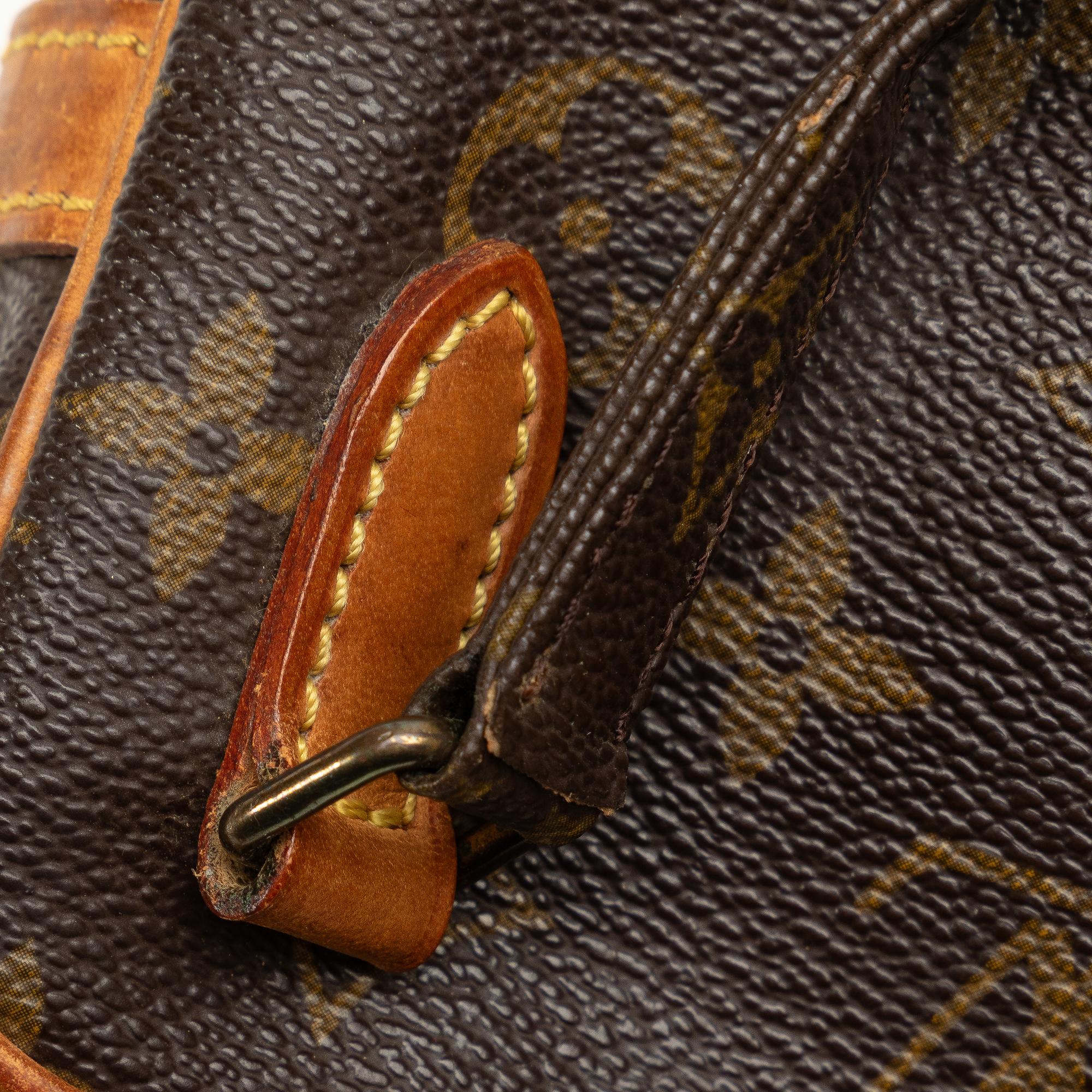 Louis Vuitton Monogram Pochette Marly Bandouliere (SHG-sDnwO5)