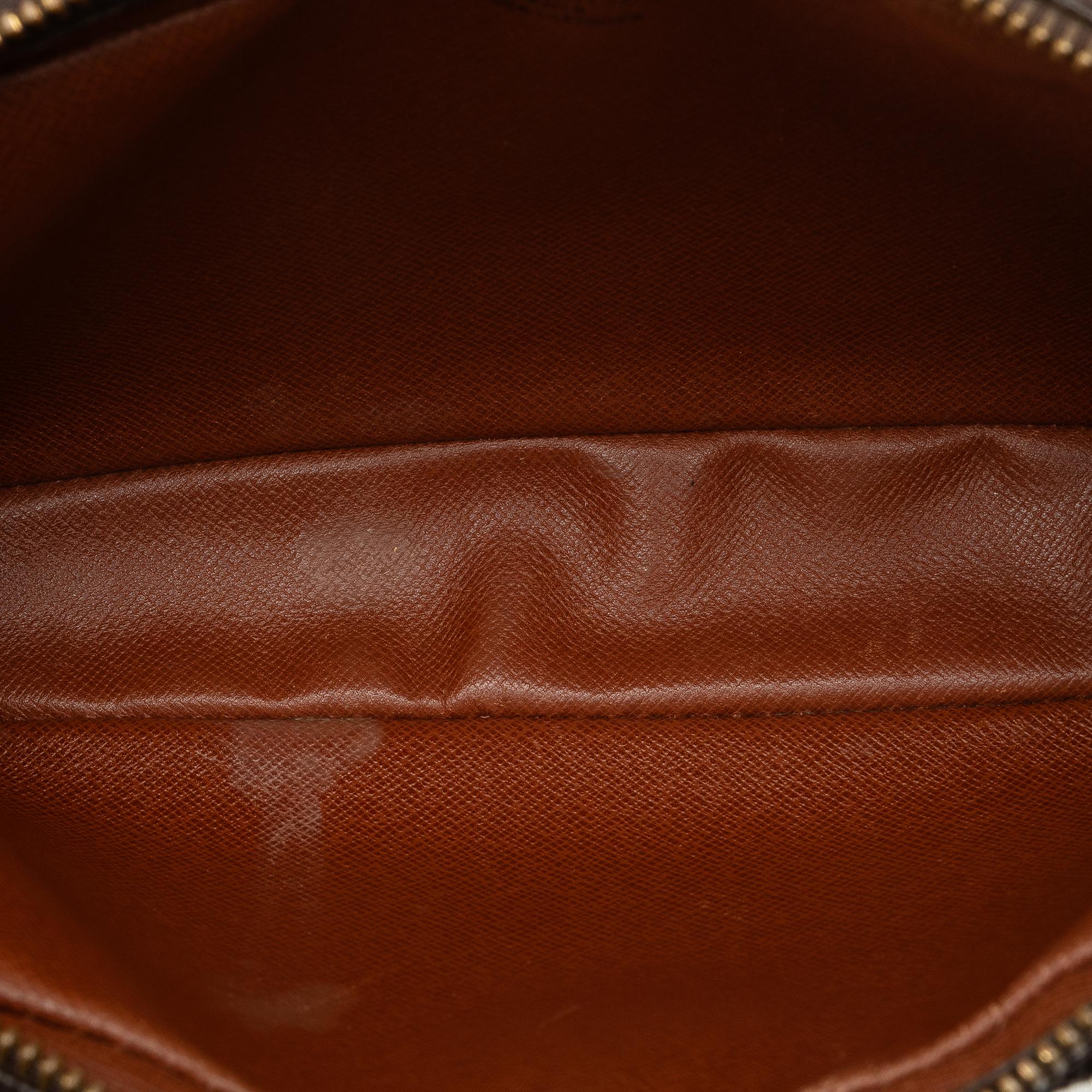 Louis Vuitton Monogram Pochette Marly Bandouliere (SHG-sDnwO5)