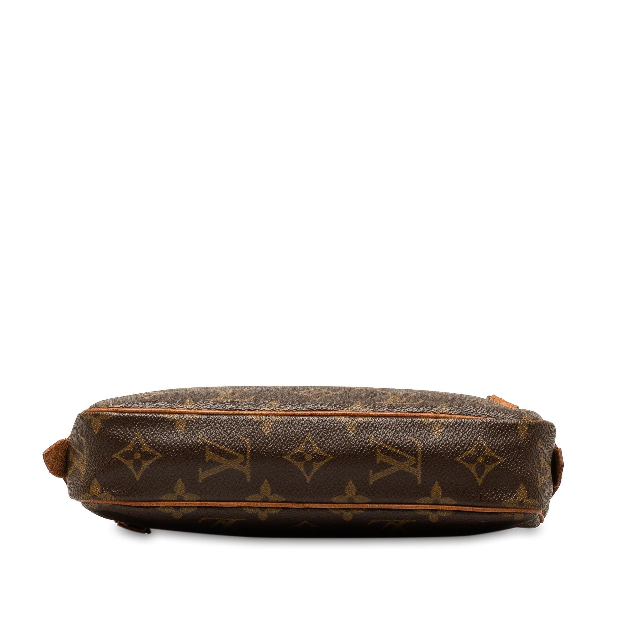 Louis Vuitton Monogram Pochette Marly Bandouliere (SHG-hHS74W)