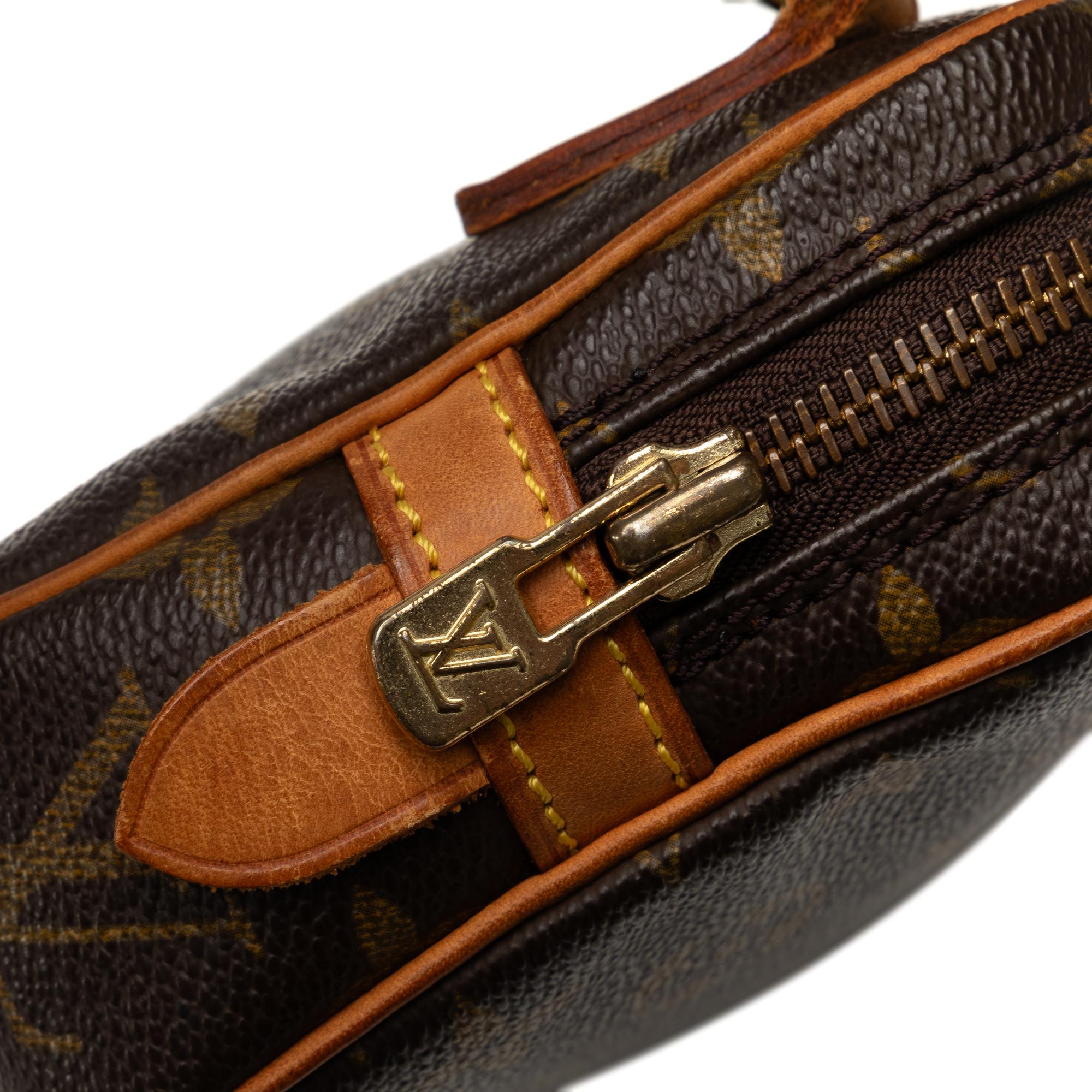 Louis Vuitton Monogram Pochette Marly Bandouliere (SHG-0bMCPw)