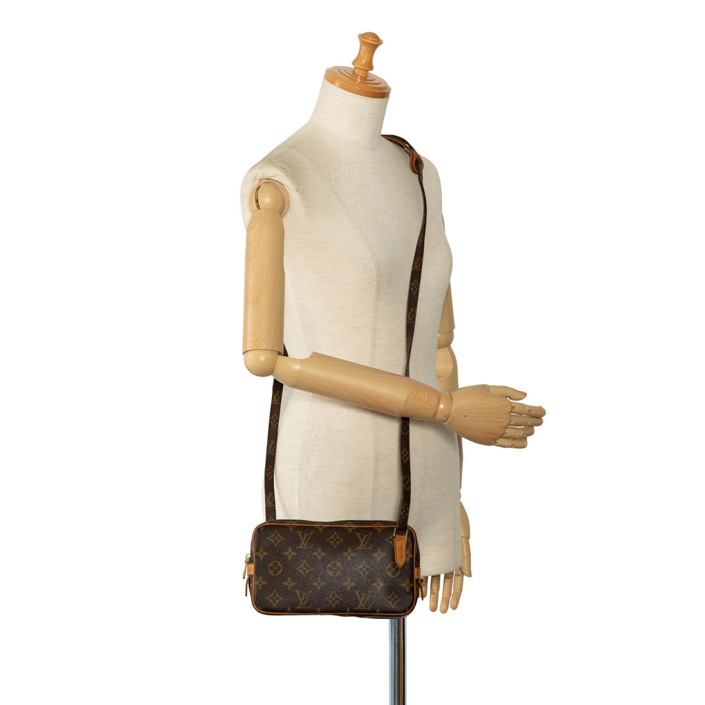Louis Vuitton Monogram Pochette Marly Bandouliere (SHG-0bMCPw)