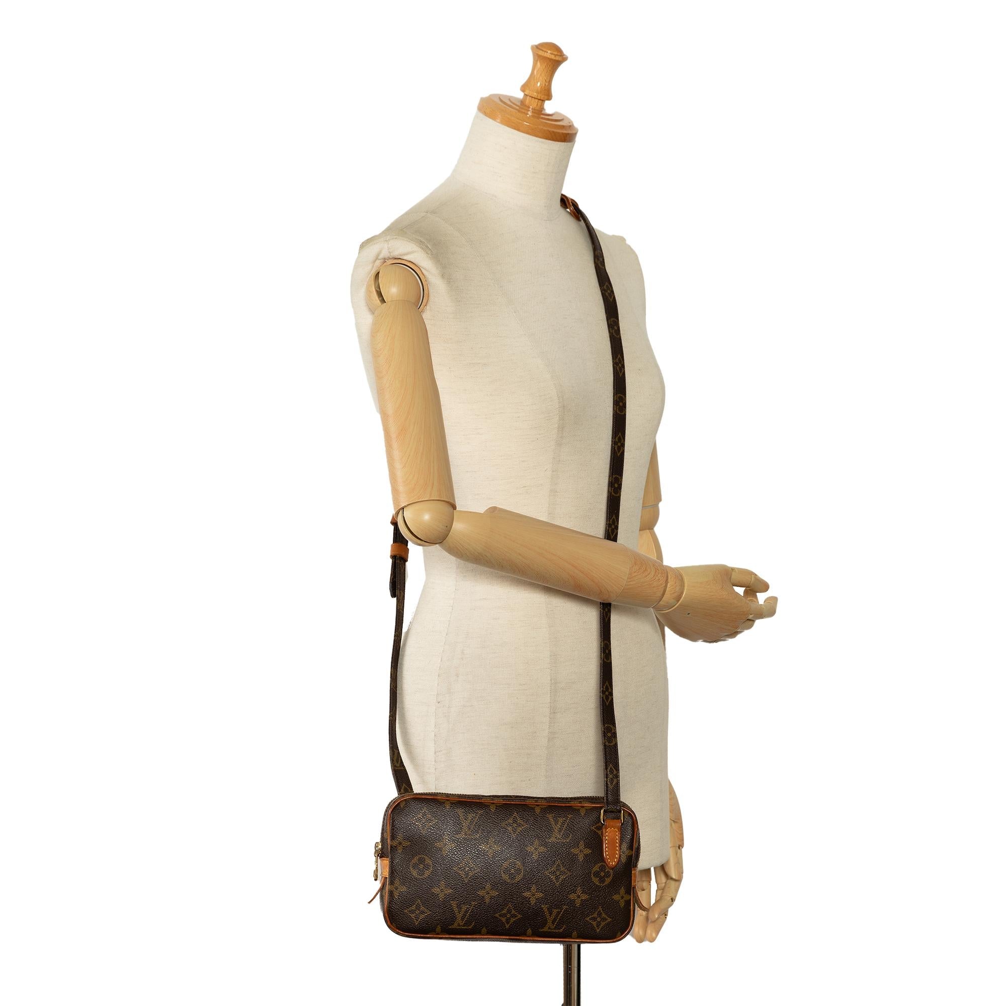 Louis Vuitton Monogram Pochette Marly Bandouliere (SHG-aSQ8uW)