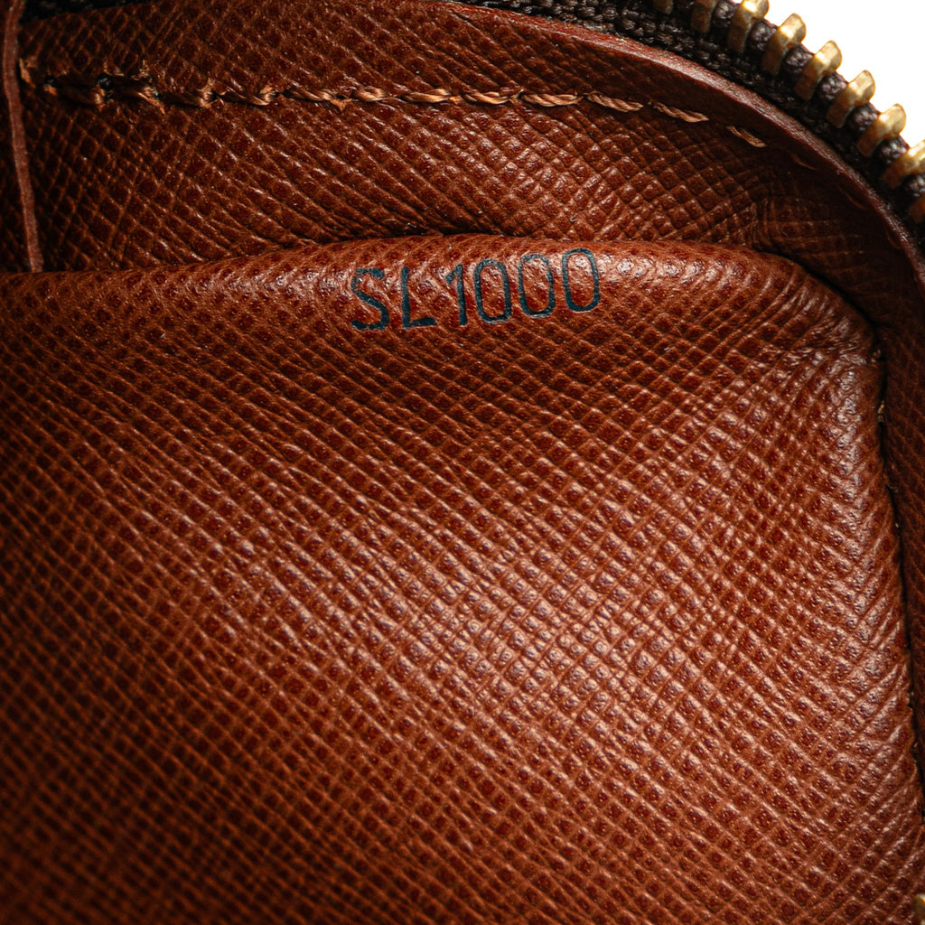Louis Vuitton Monogram Pochette Marly Bandouliere (SHG-cLnHn7)