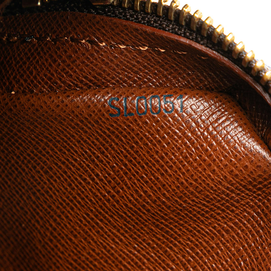 Louis Vuitton Monogram Pochette Marly Bandouliere (SHG-yutxWN)