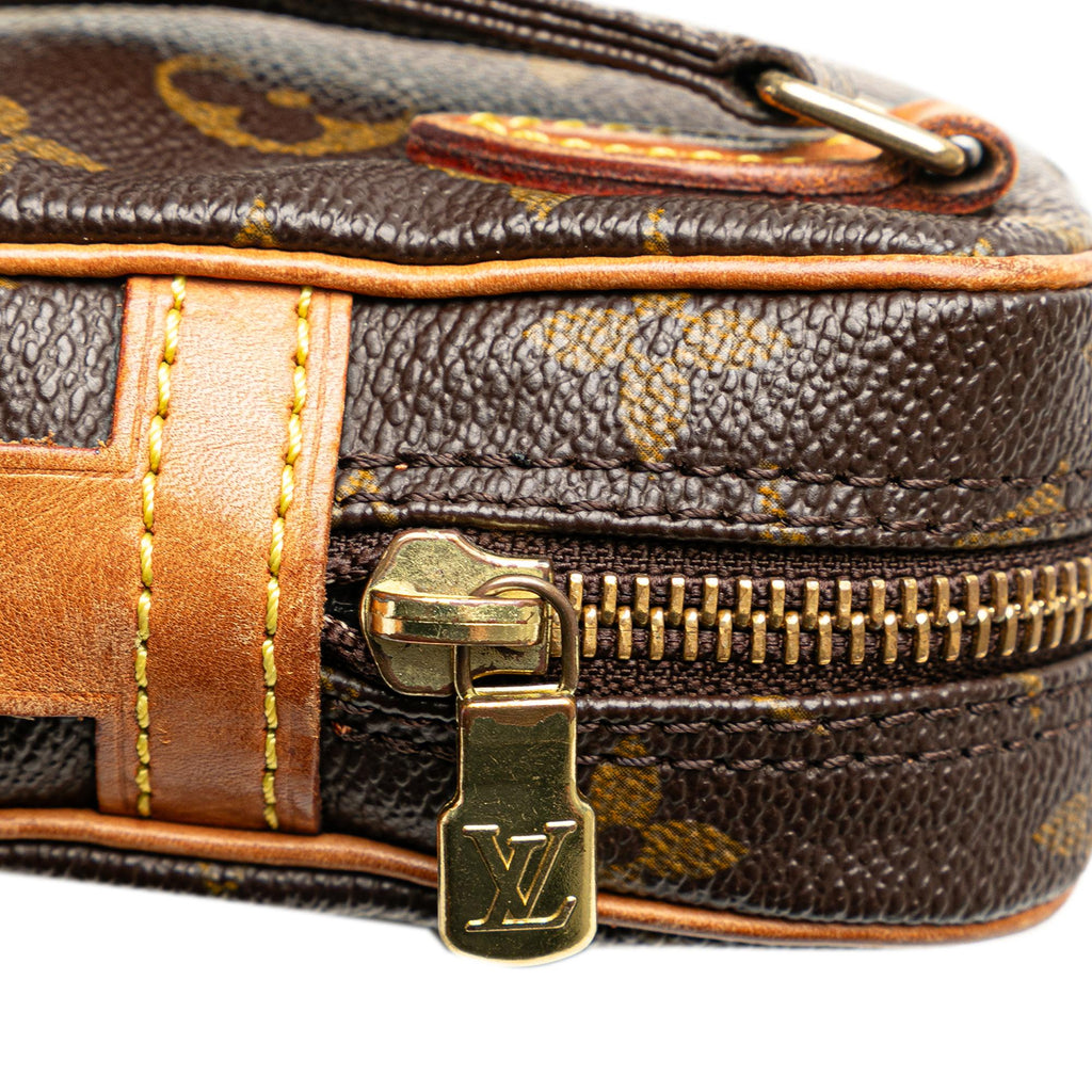 Louis Vuitton Monogram Pochette Marly Bandouliere (SHG-yutxWN)