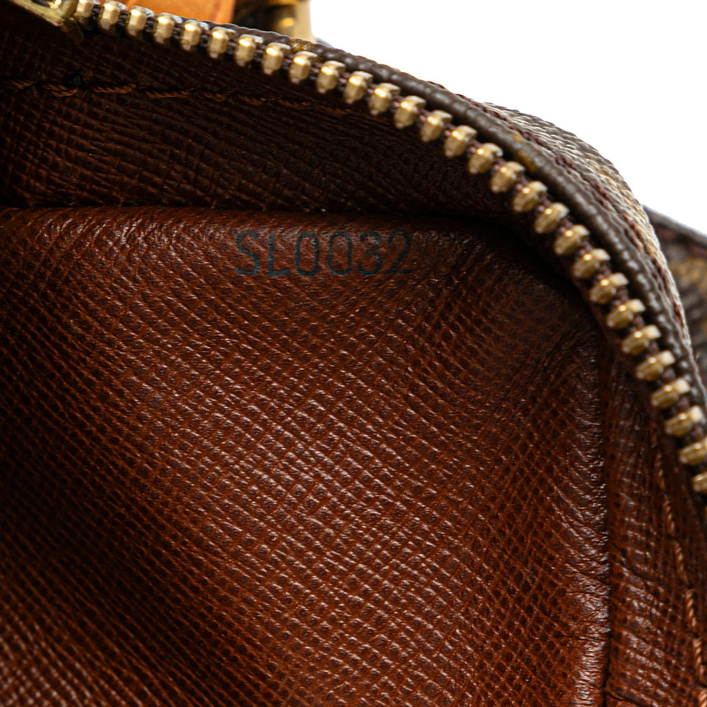 Louis Vuitton Monogram Pochette Marly Bandouliere (SHG-a081dv)