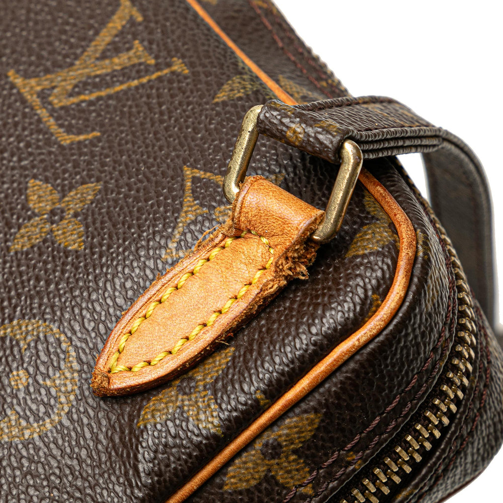 Louis Vuitton Monogram Pochette Marly Bandouliere (SHG-a081dv)