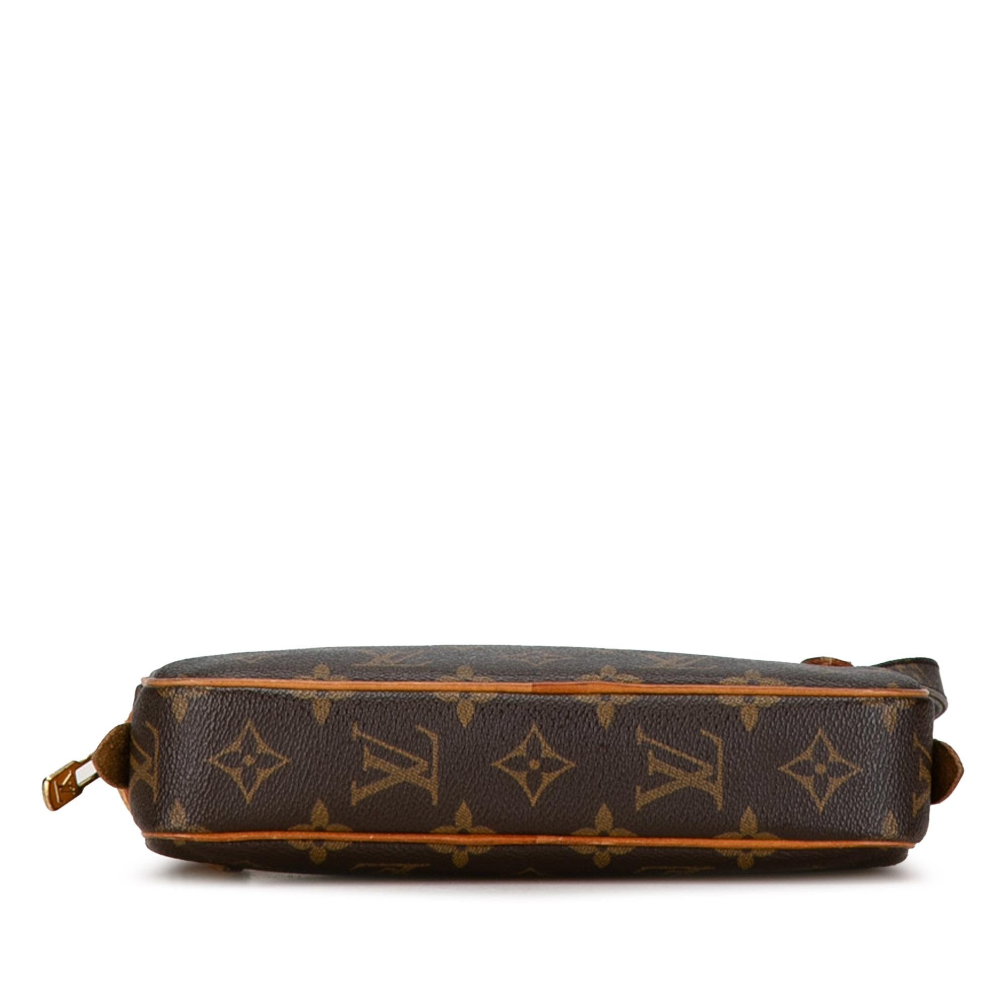 Louis Vuitton Monogram Pochette Marly Bandouliere (SHG-OlIcJT)