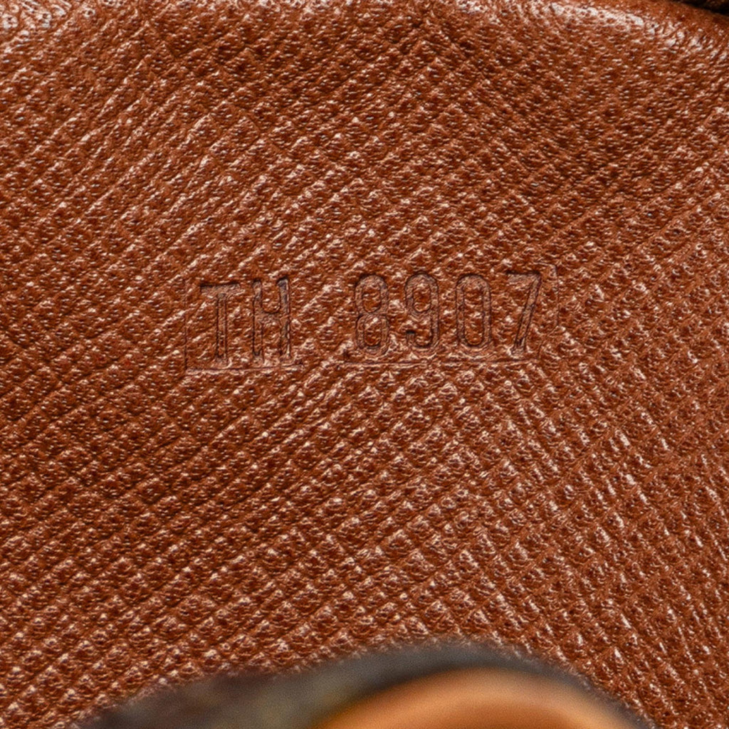 Louis Vuitton Monogram Pochette Marly Bandouliere (SHG-OlIcJT)