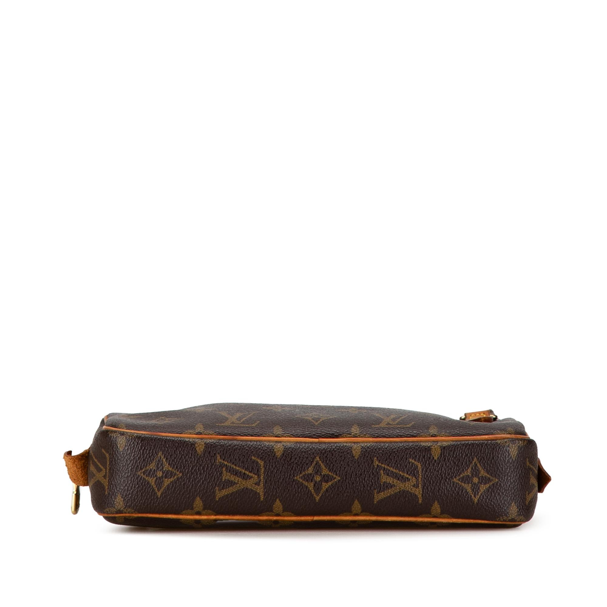 Louis Vuitton Monogram Pochette Marly Bandouliere (SHG-bm7c88)