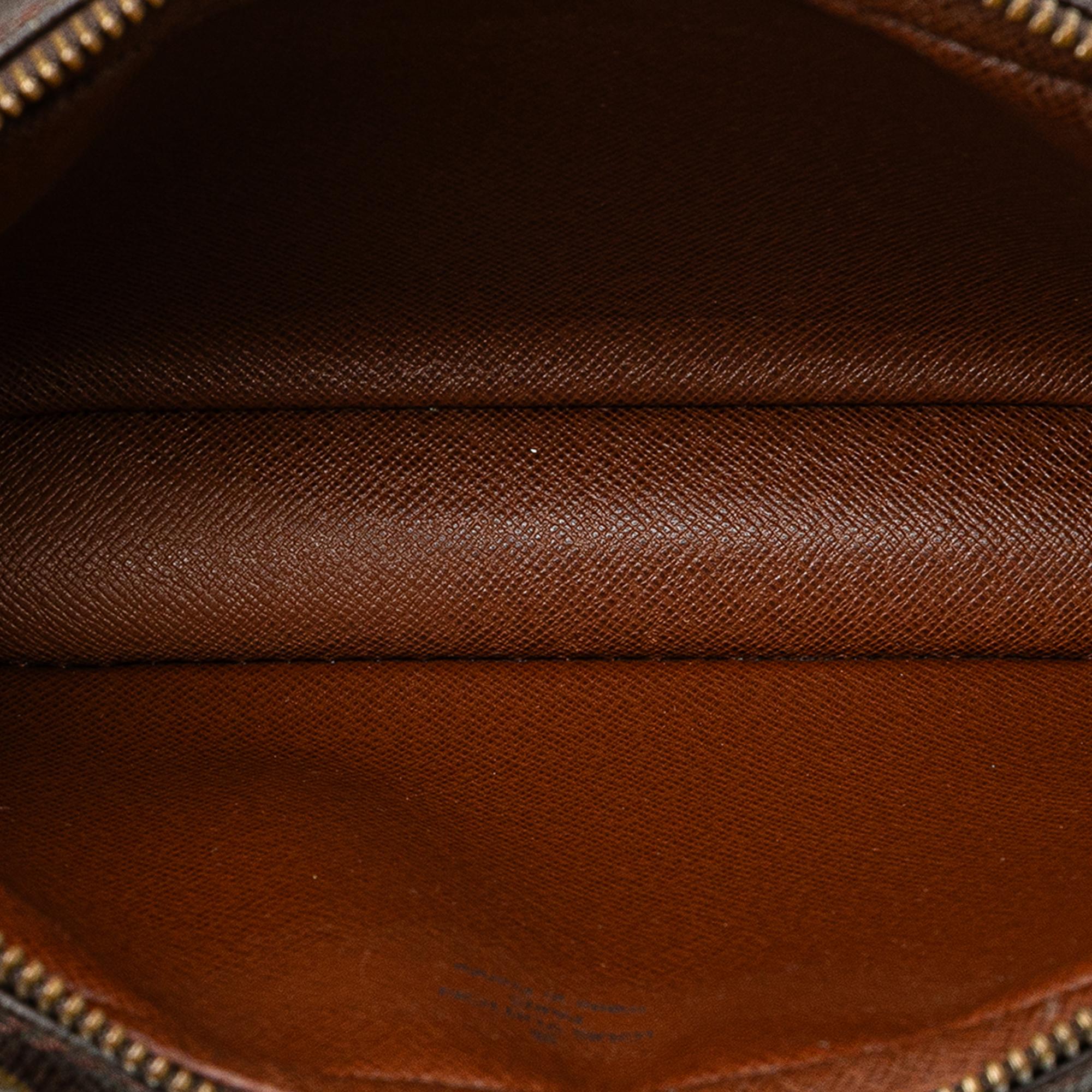Louis Vuitton Monogram Pochette Marly Bandouliere (SHG-bm7c88)