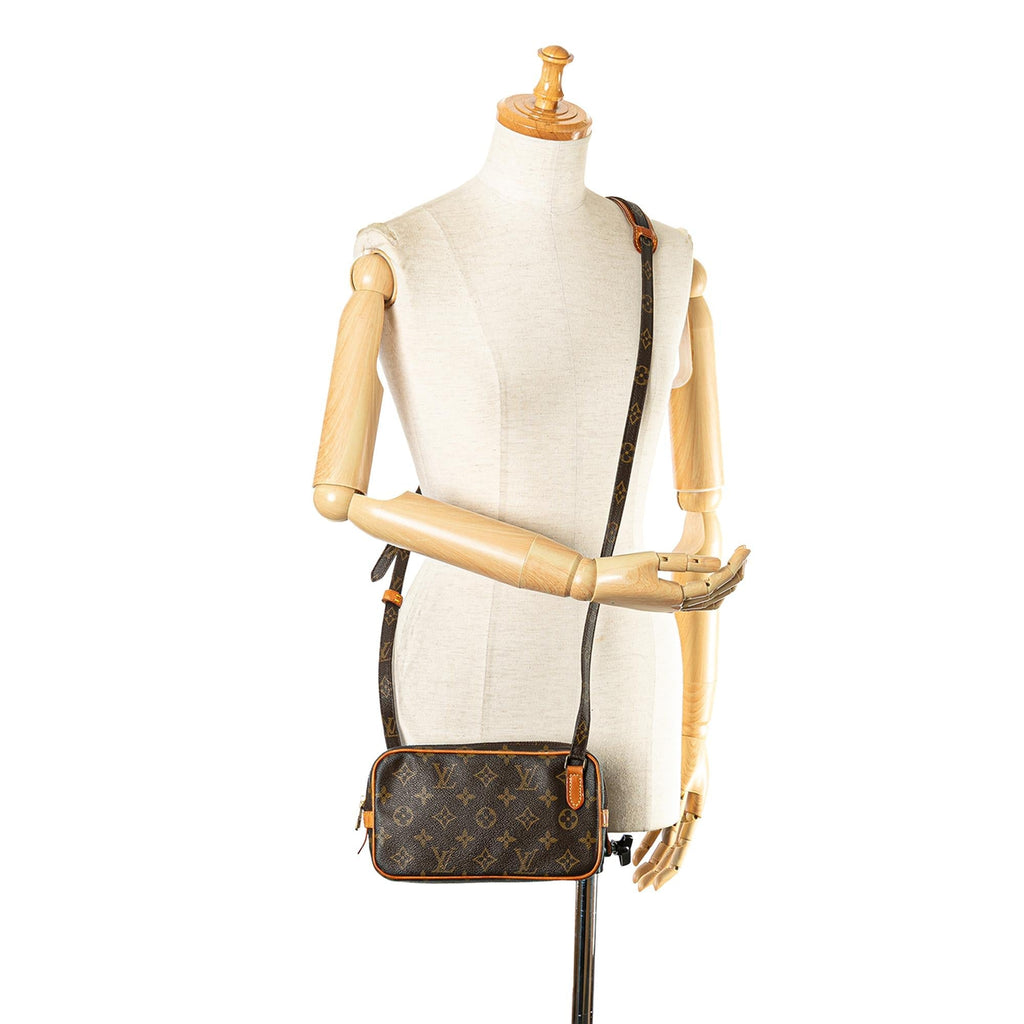 Louis Vuitton Monogram Pochette Marly Bandouliere (SHG-c0o9yD)