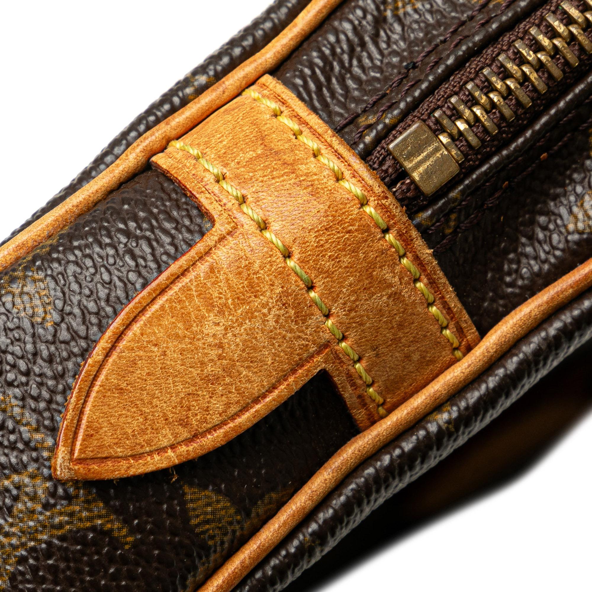 Louis Vuitton Monogram Pochette Marly Bandouliere (SHG-yUbmpH)