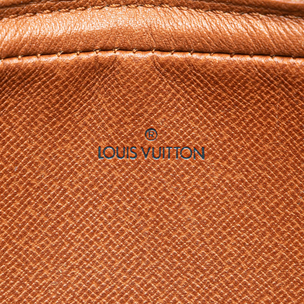 Louis Vuitton Monogram Pochette Marly Bandouliere (SHG-UShOVa)