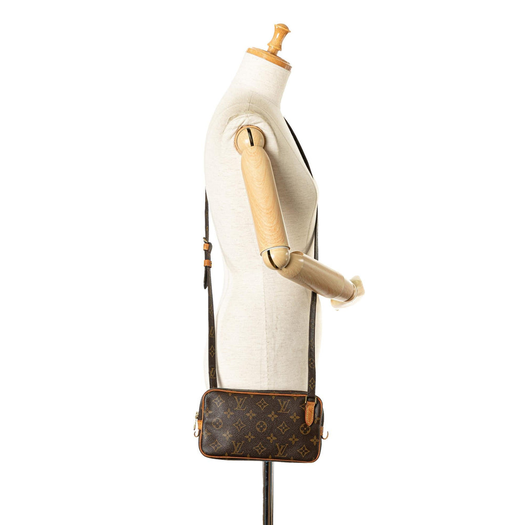 Louis Vuitton Monogram Pochette Marly Bandouliere (SHG-UShOVa)