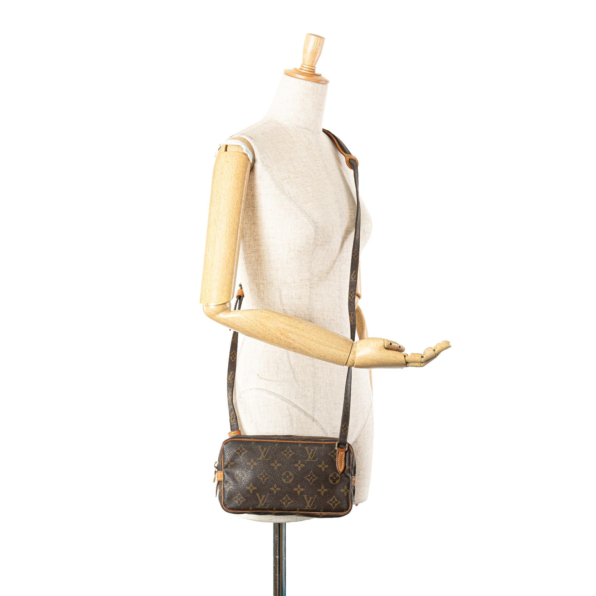 Louis Vuitton Monogram Pochette Marly Bandouliere