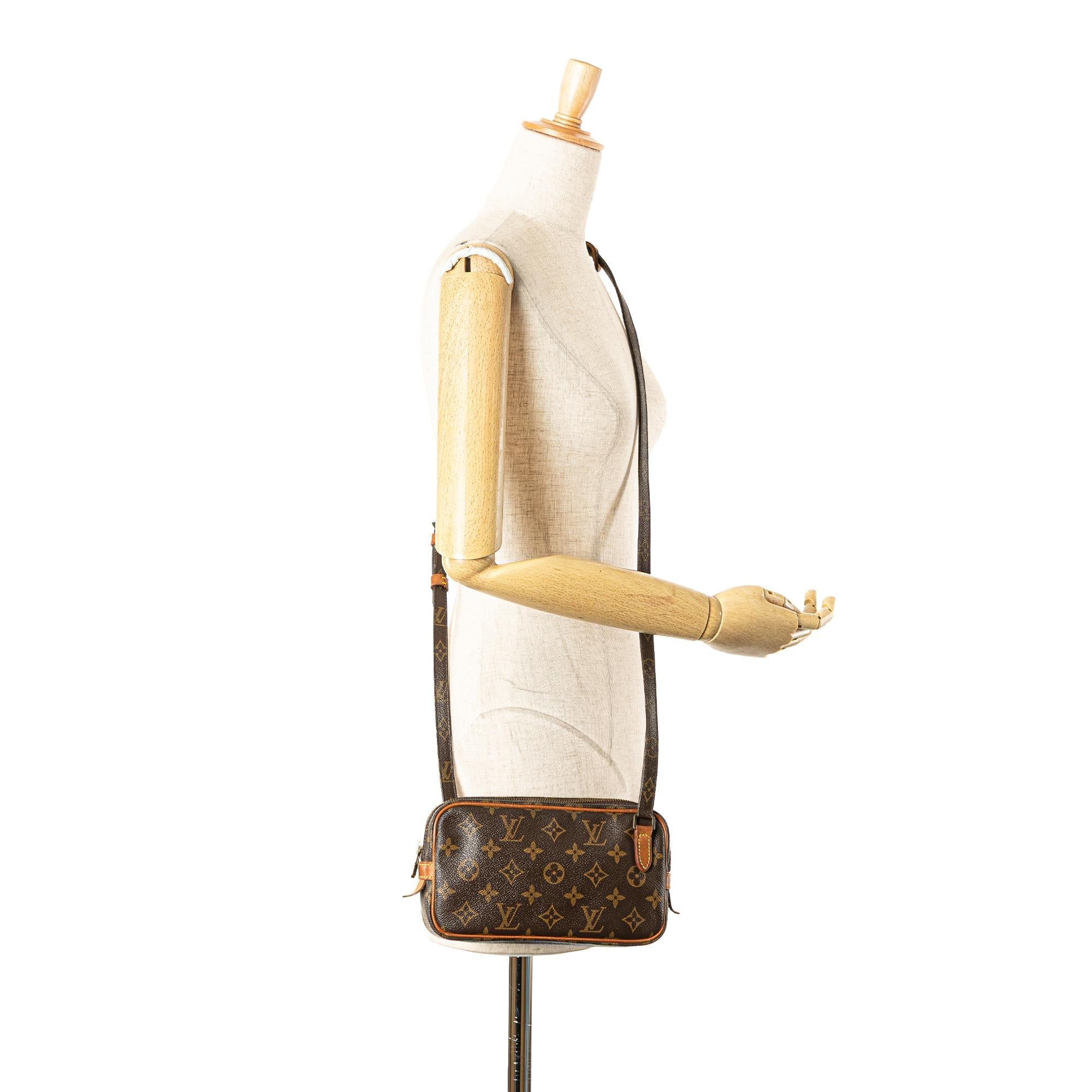Louis Vuitton Monogram Pochette Marly Bandouliere