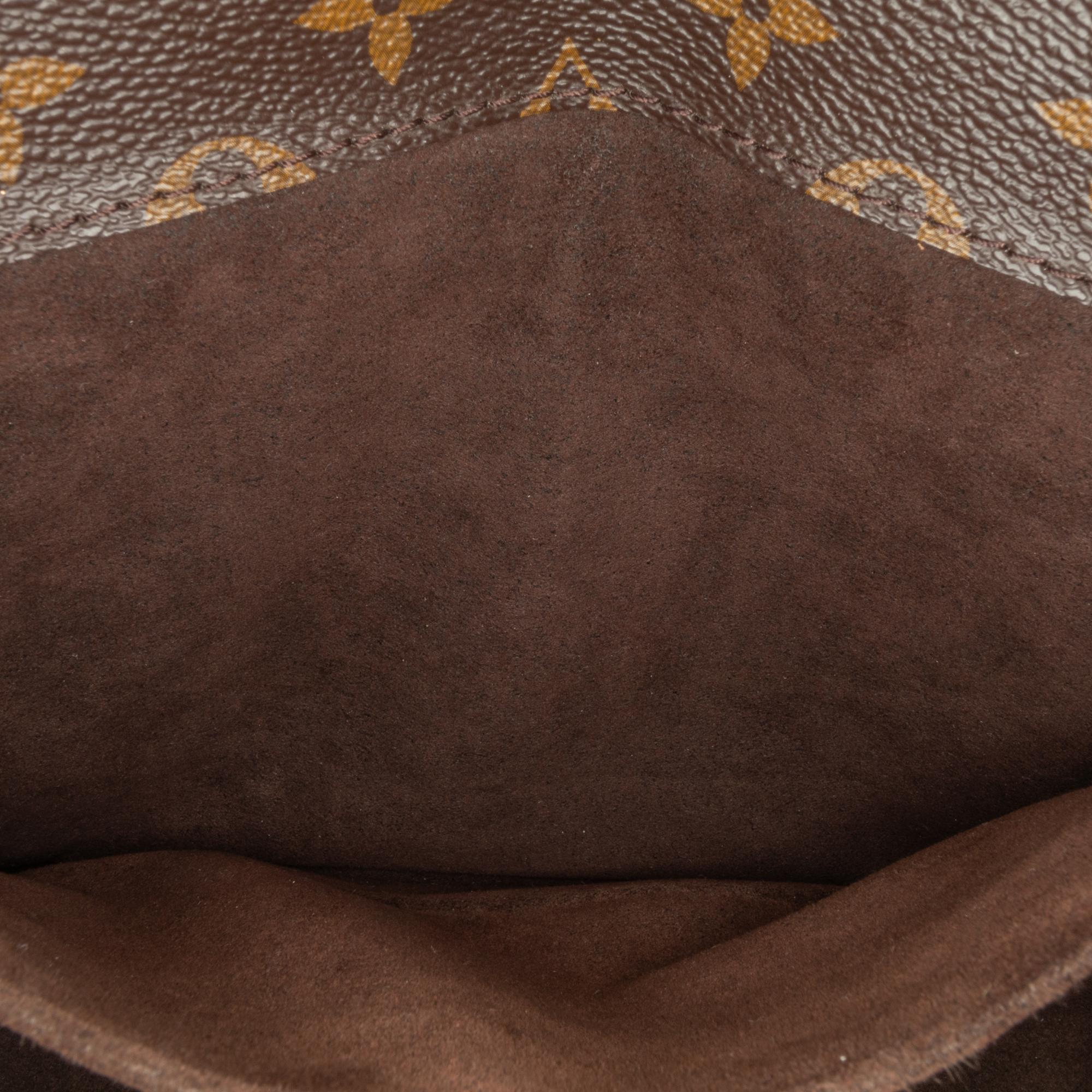 Louis Vuitton Monogram Pochette Metis (SHG-IeL6oR)
