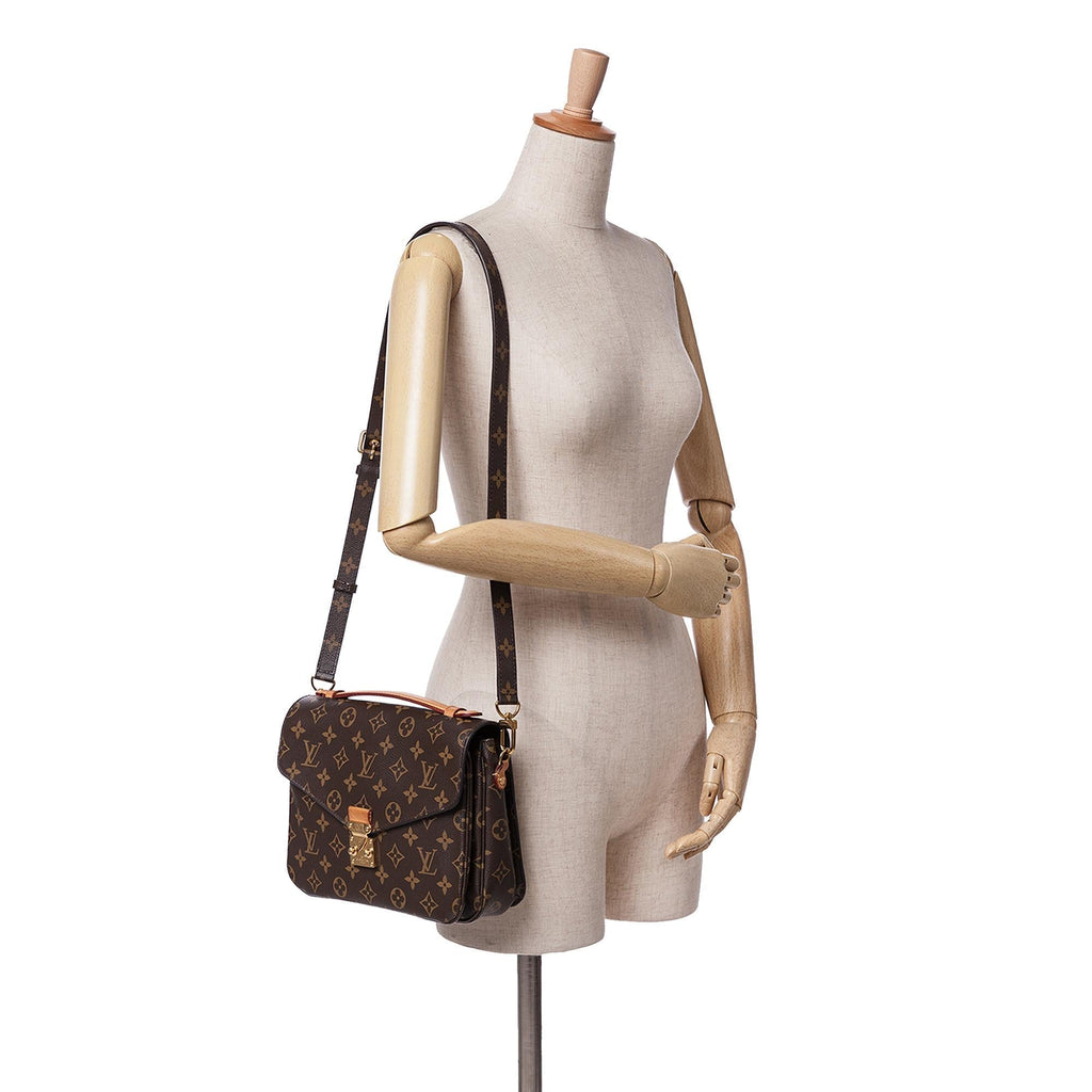 Louis Vuitton Monogram Pochette Metis