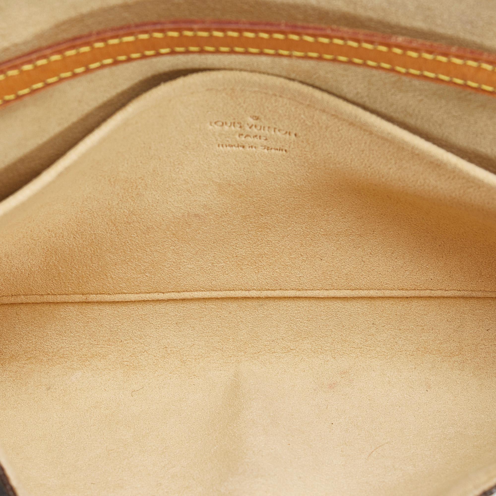 Louis Vuitton Monogram Pochette Twin GM (SHG-NCfBFH)