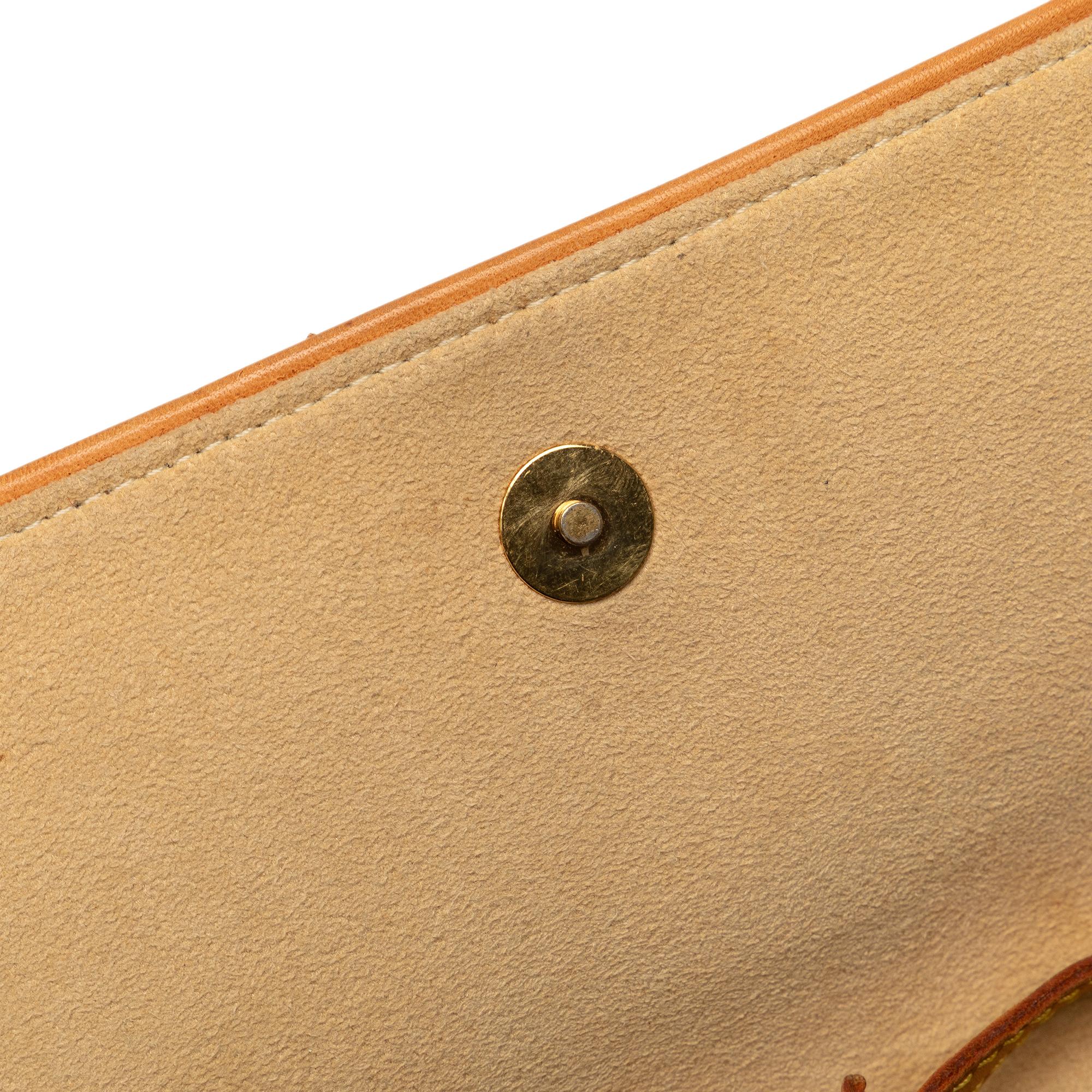 Louis Vuitton Monogram Pochette Twin GM (SHG-EQGS1O)