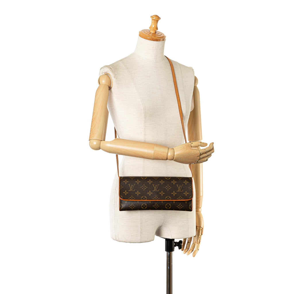 Louis Vuitton Monogram Pochette Twin GM (SHG-QDc4Gf)