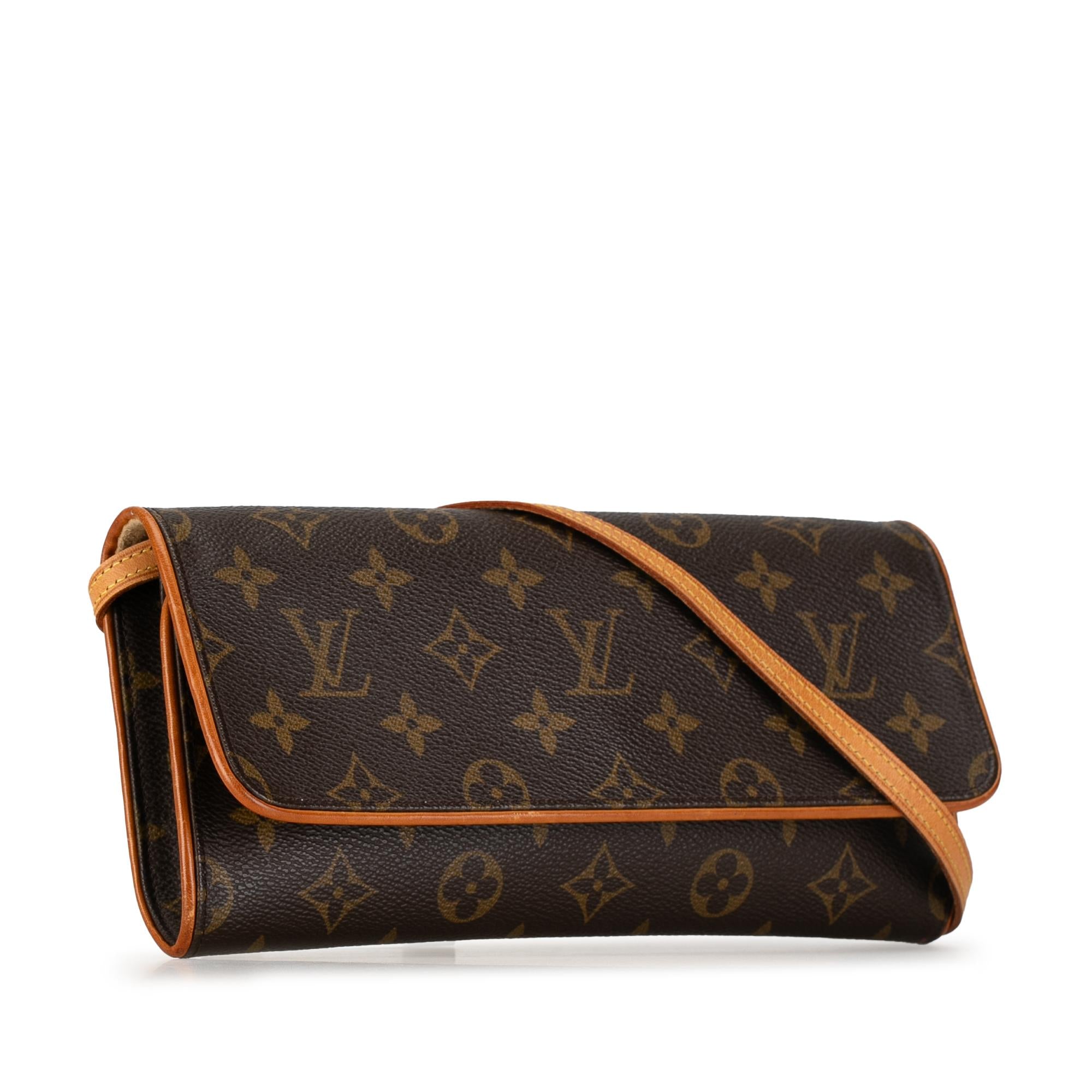 Louis Vuitton Monogram Pochette Twin GM (SHG-QDc4Gf)