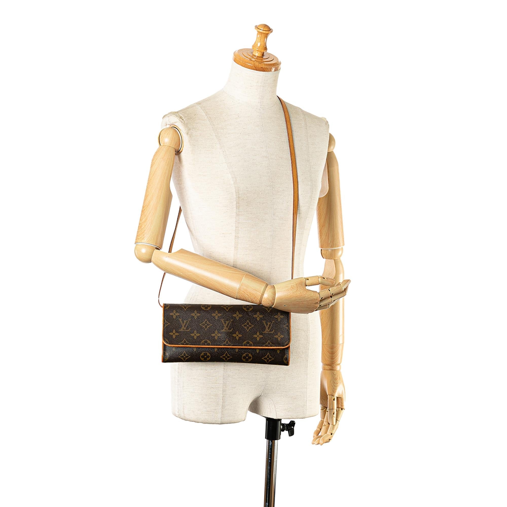 Louis Vuitton Monogram Pochette Twin GM (SHG-QDJLBN)