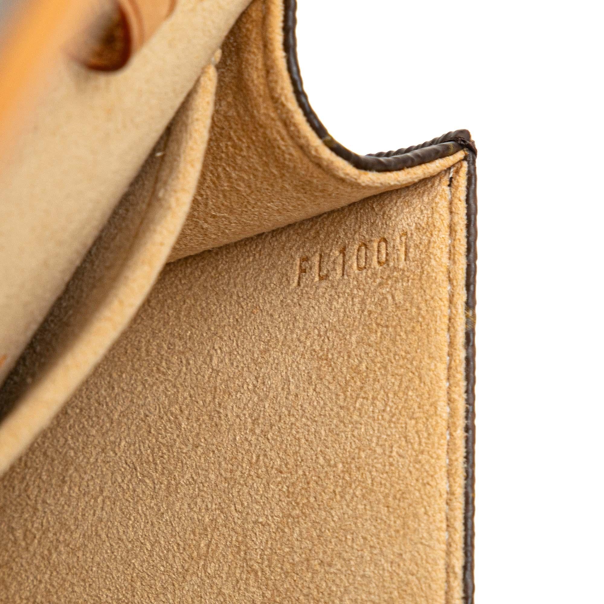 Louis Vuitton Monogram Pochette Twin GM (SHG-RoHwvF)