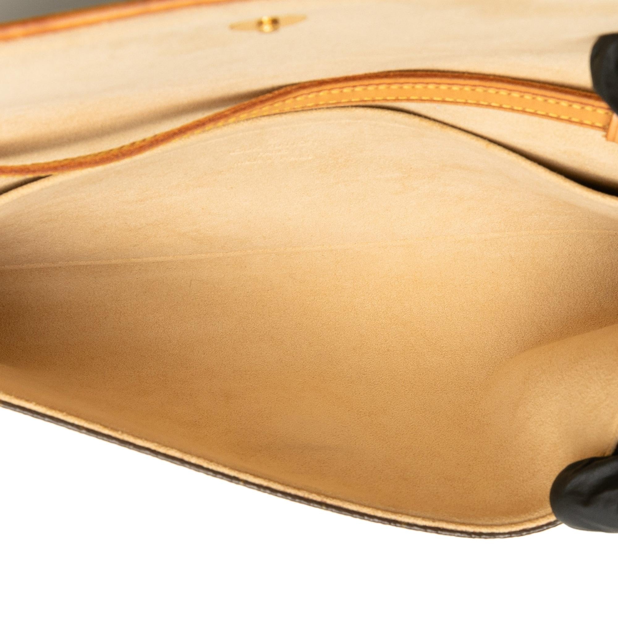 Louis Vuitton Monogram Pochette Twin GM (SHG-Z2f6XL)