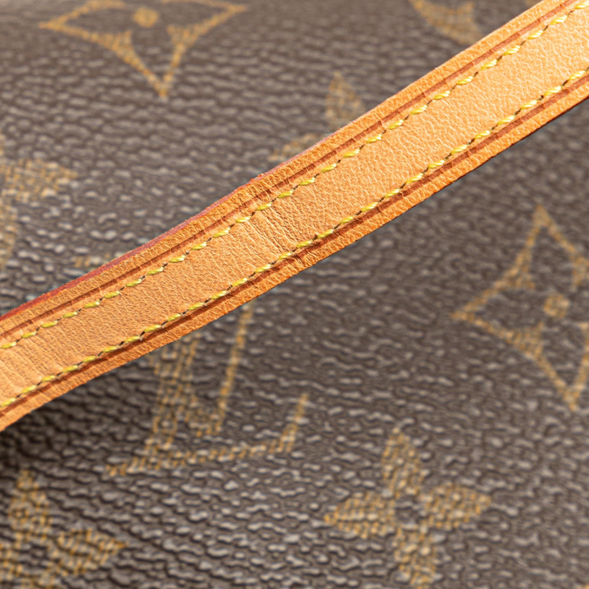 Louis Vuitton Monogram Pochette Twin GM (SHG-XMajVU)