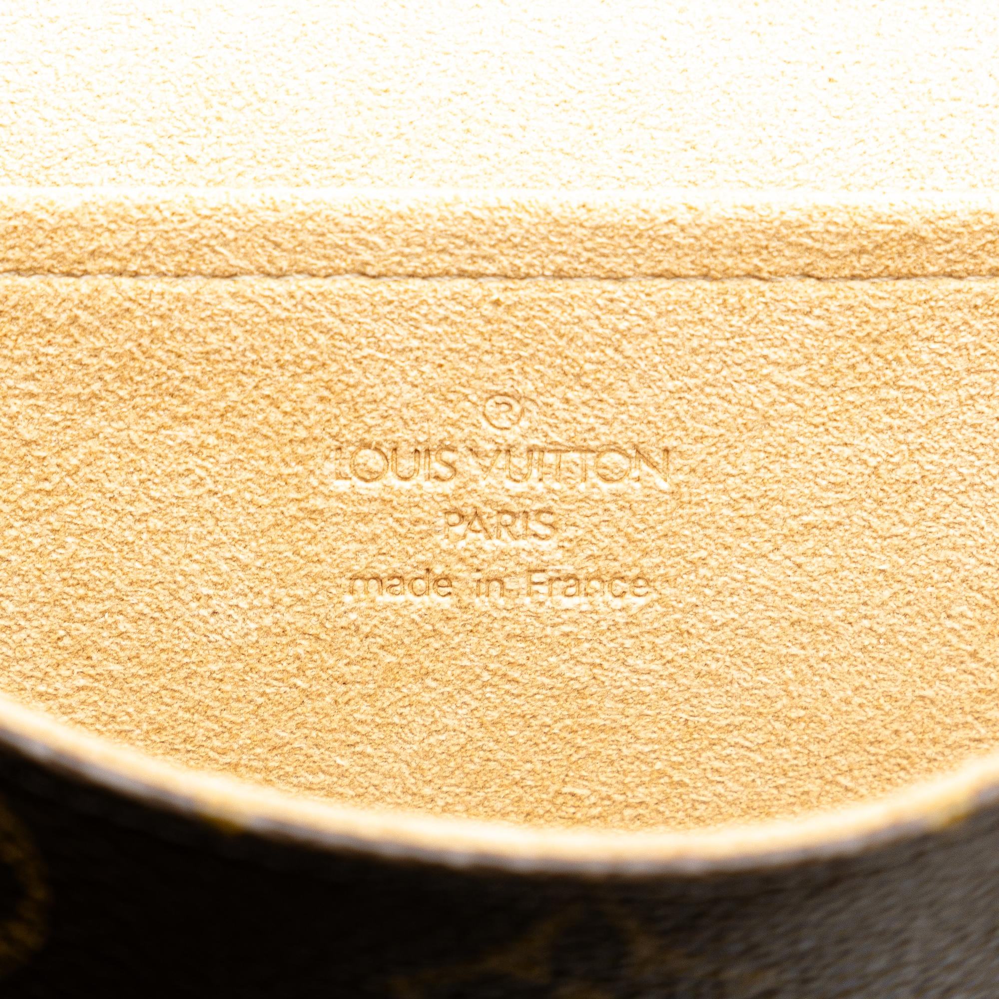 Louis Vuitton Monogram Pochette Twin GM (SHG-L09w3S)