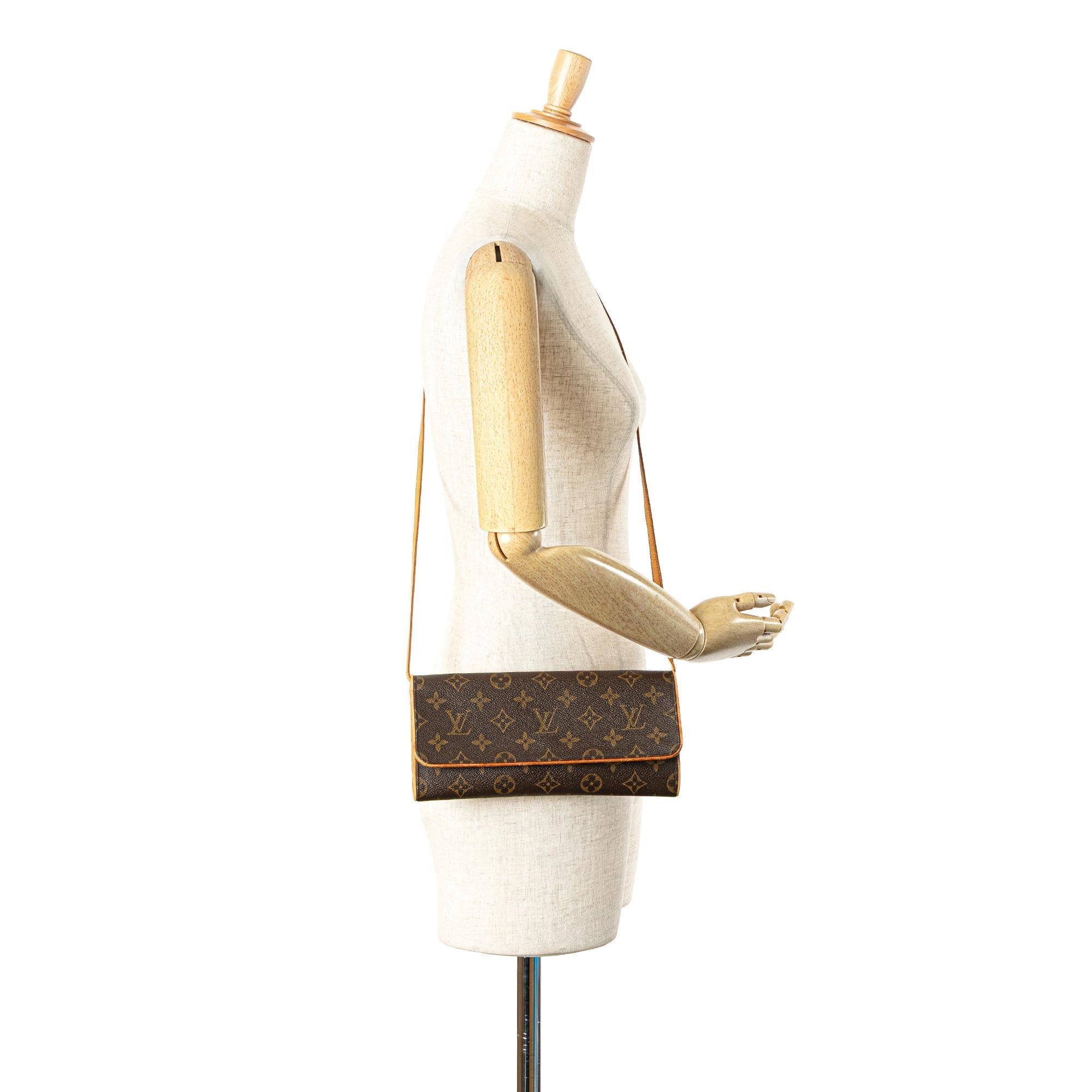Louis Vuitton Monogram Pochette Twin GM