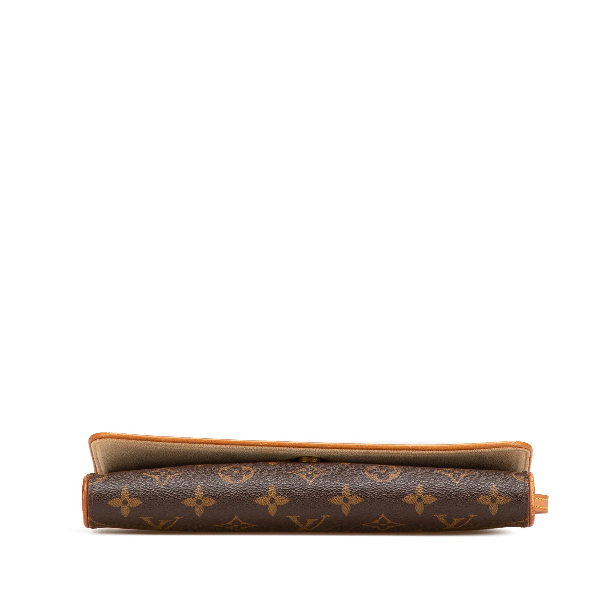 Louis Vuitton Monogram Pochette Twin GM