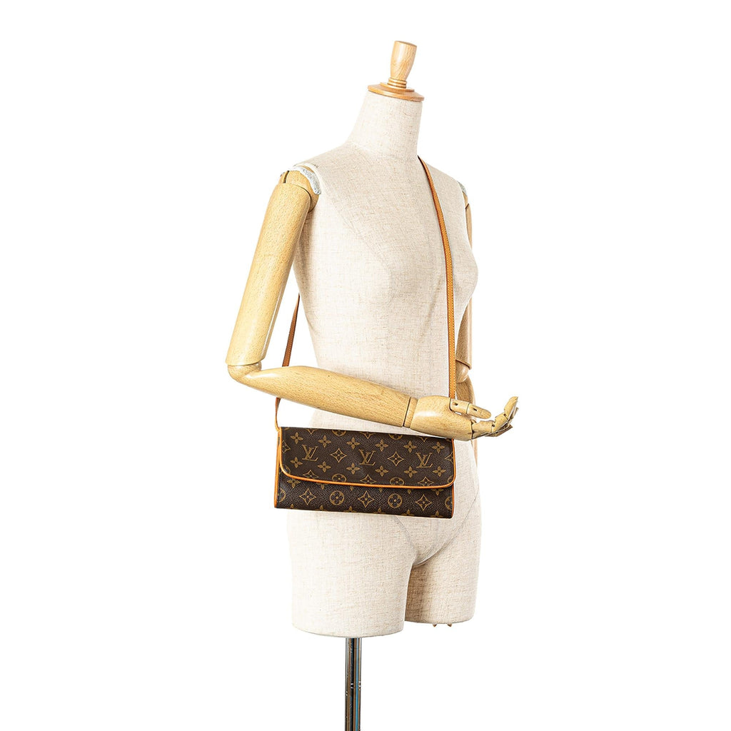 Louis Vuitton Monogram Pochette Twin GM