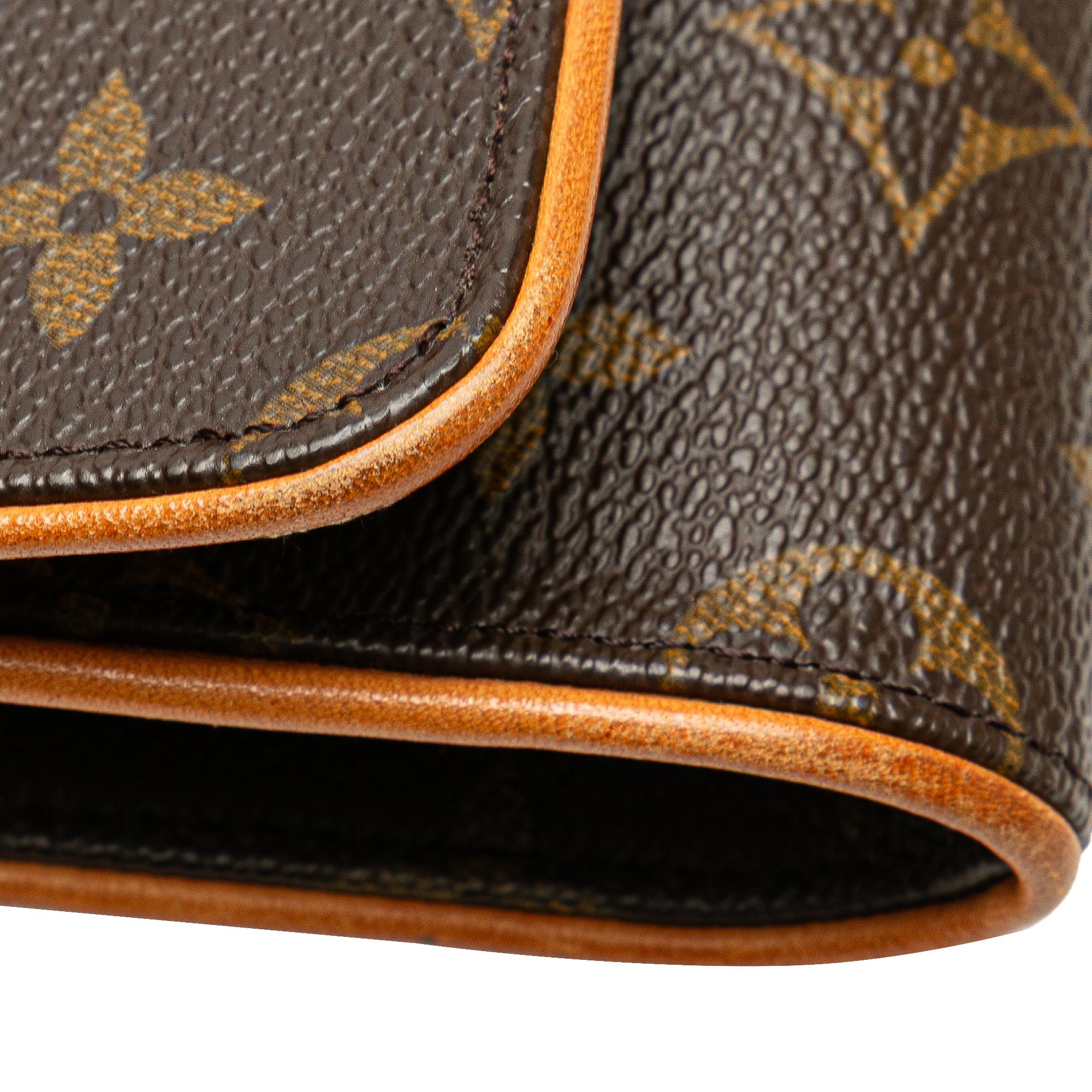 Louis Vuitton Monogram Pochette Twin GM