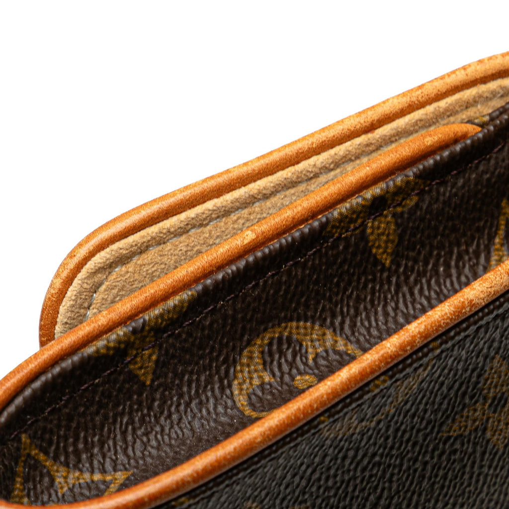 Louis Vuitton Monogram Pochette Twin GM