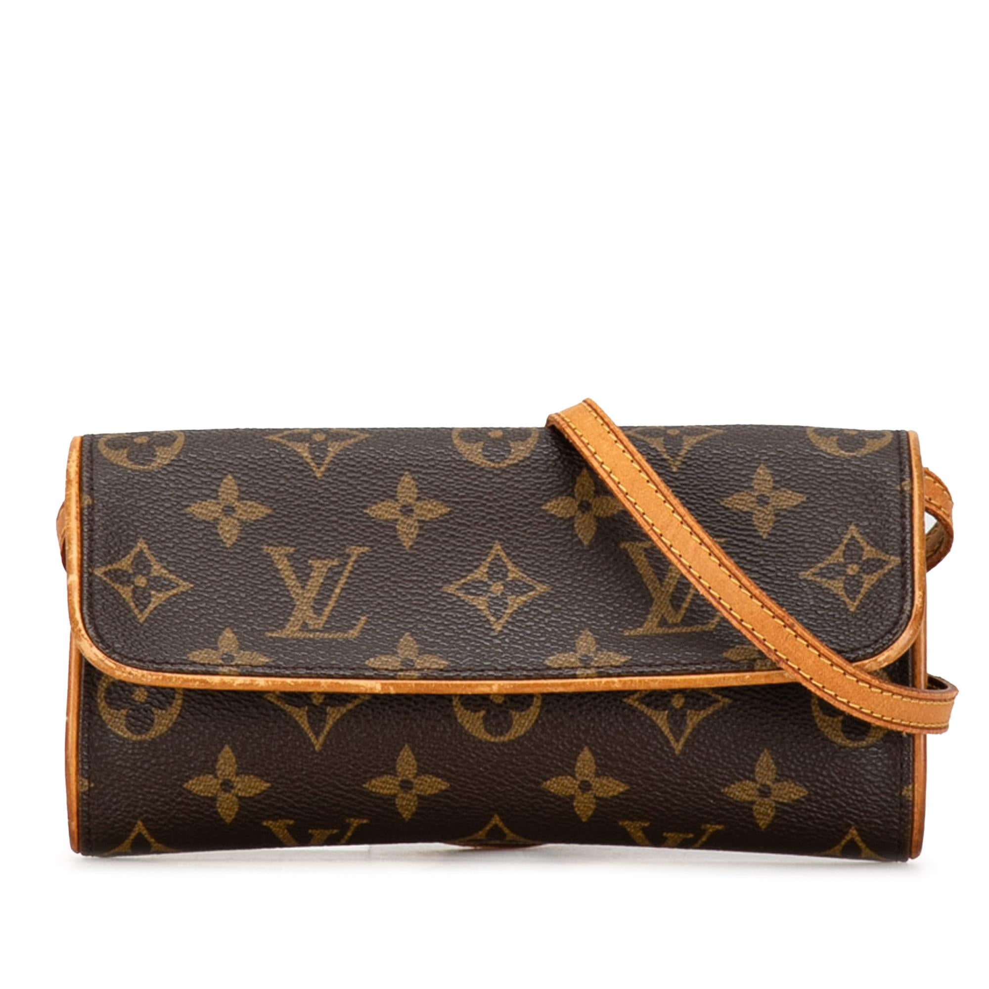 Louis Vuitton Monogram Pochette Twin PM (SHG-oeXt5x)