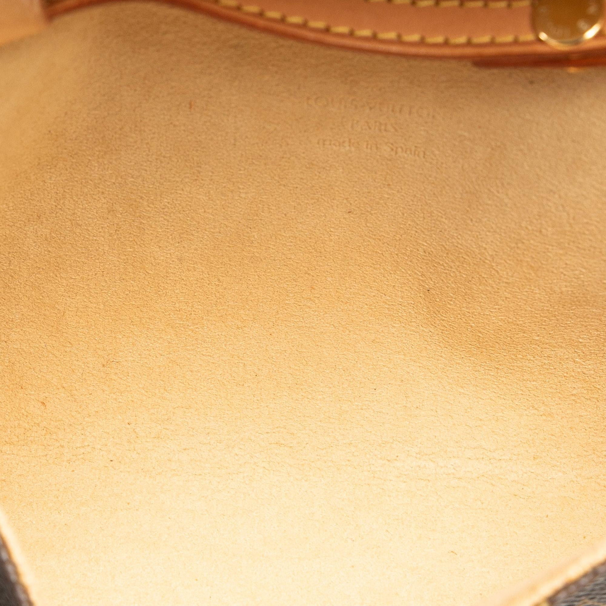 Louis Vuitton Monogram Pochette Twin PM (SHG-oeXt5x)