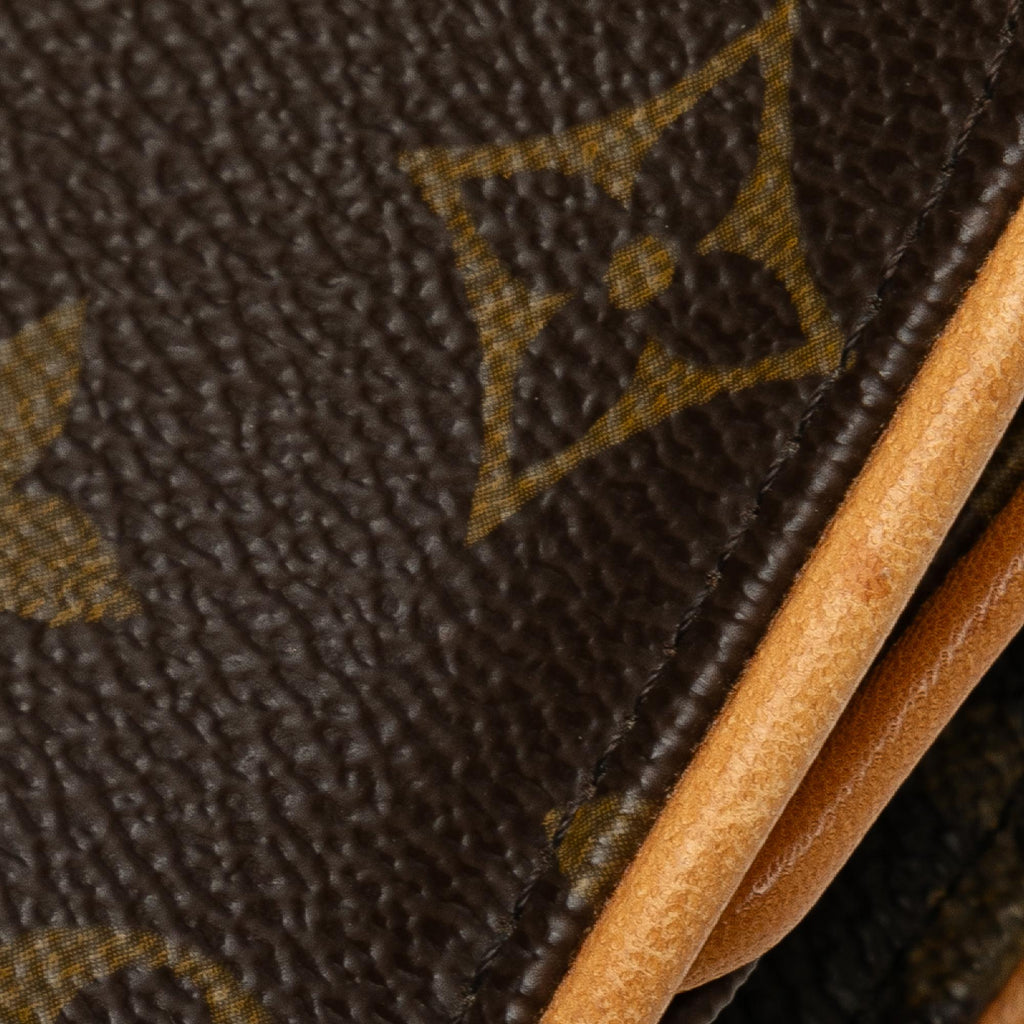 Louis Vuitton Monogram Pochette Twin PM (SHG-qhr8jE)