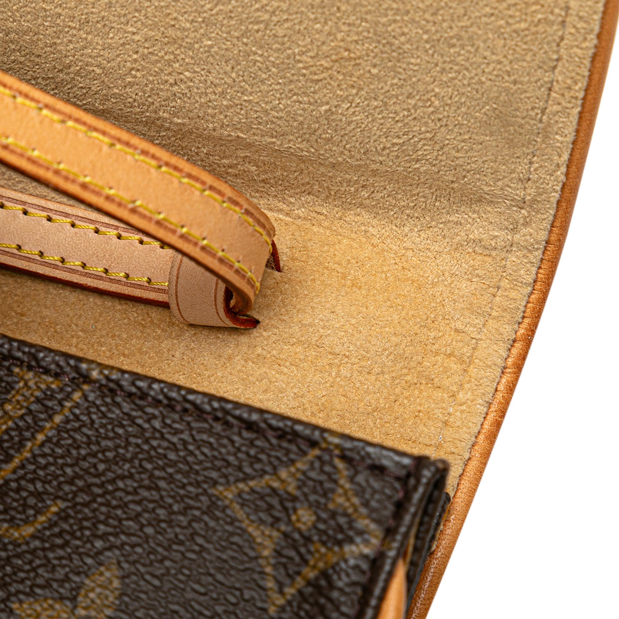 Louis Vuitton Monogram Pochette Twin PM (SHG-wZy8Yt)