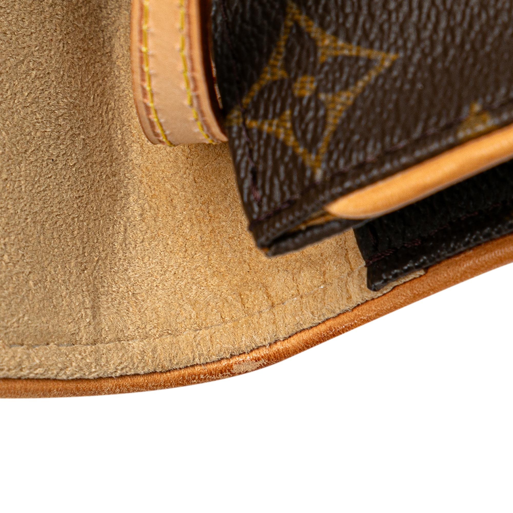 Louis Vuitton Monogram Pochette Twin PM (SHG-wZy8Yt)