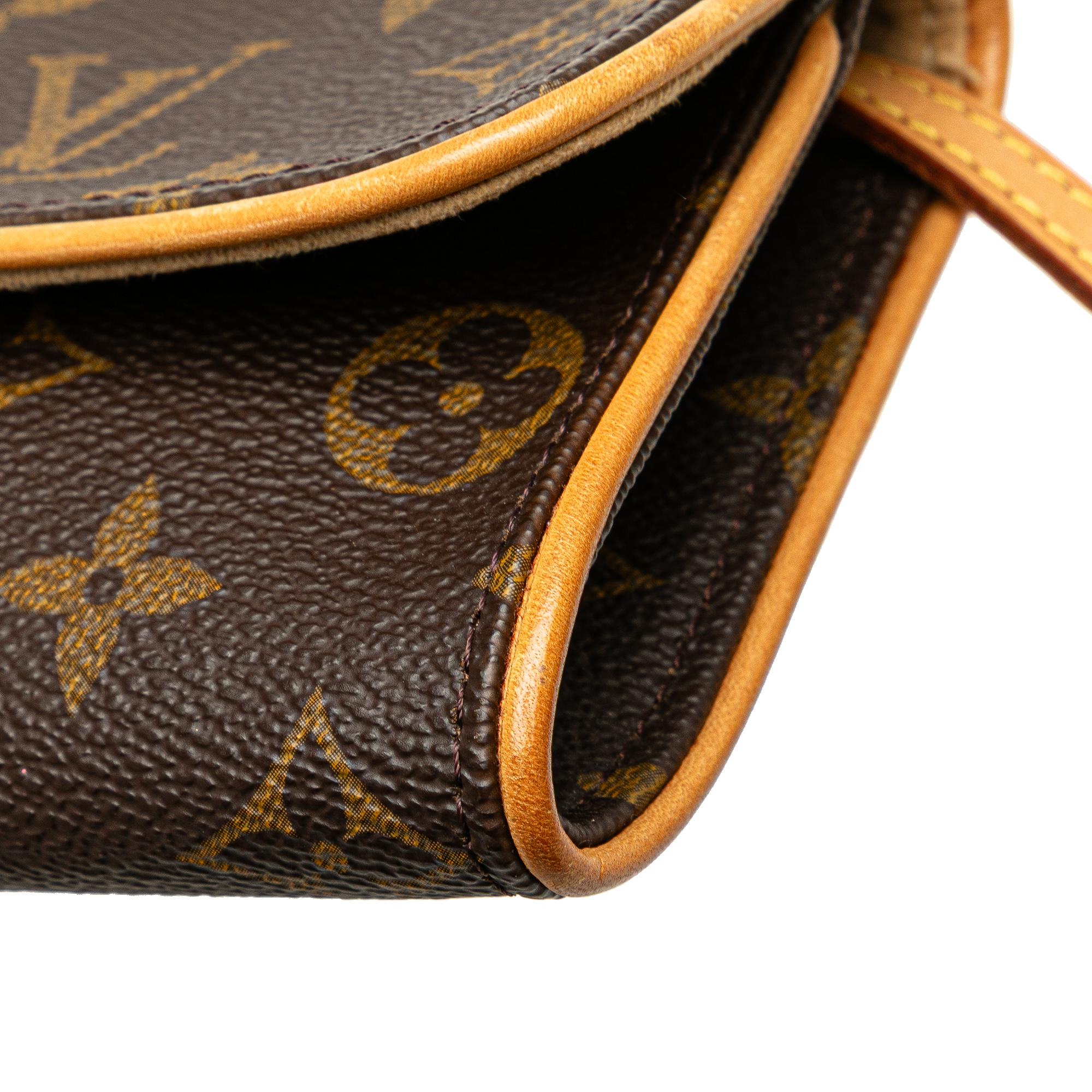 Louis Vuitton Monogram Pochette Twin PM