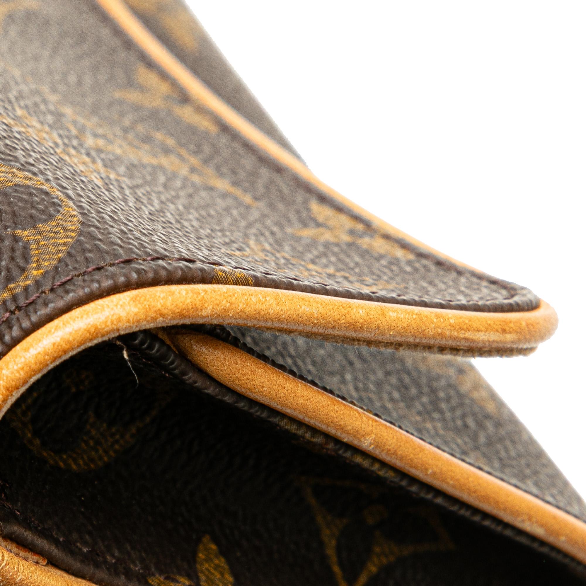 Louis Vuitton Monogram Pochette Twin PM