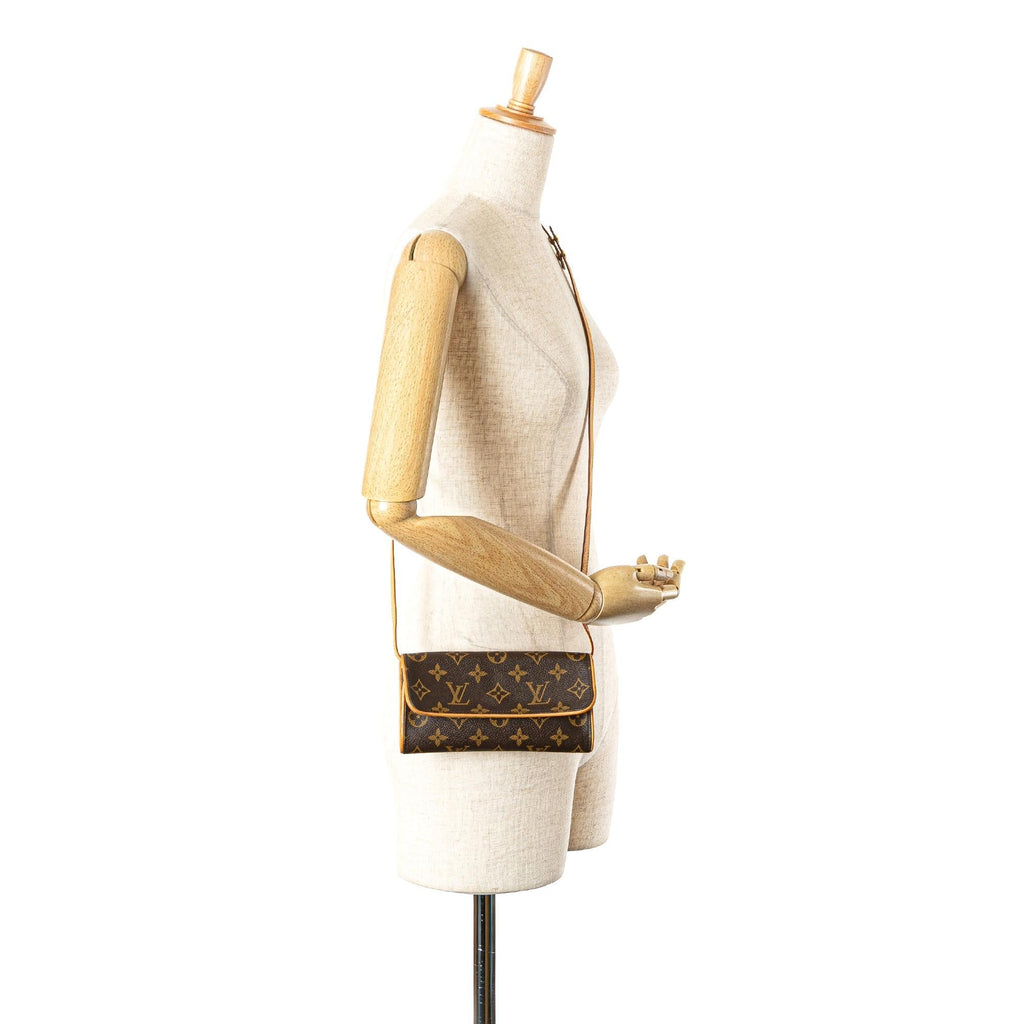 Louis Vuitton Monogram Pochette Twin PM