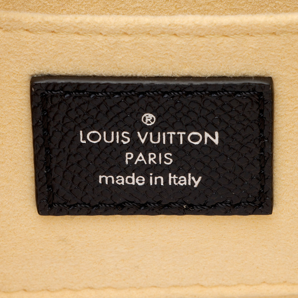 Louis Vuitton Monogram Pop Canvas Dauphine Mini Shoulder Bag (SHF-zQHA6V)