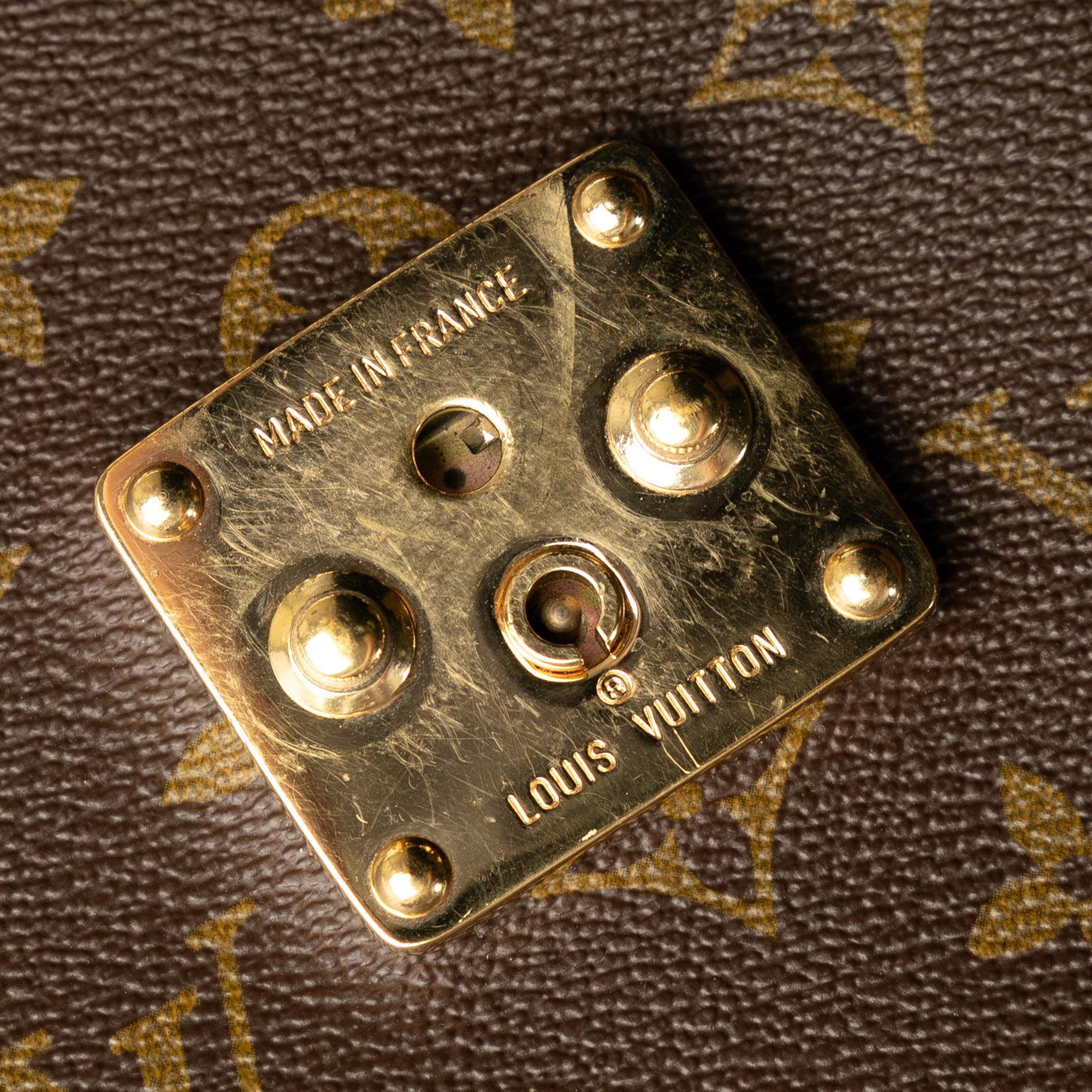 Louis Vuitton Monogram Porte-Documents Senateur (SHG-I1CQLJ)