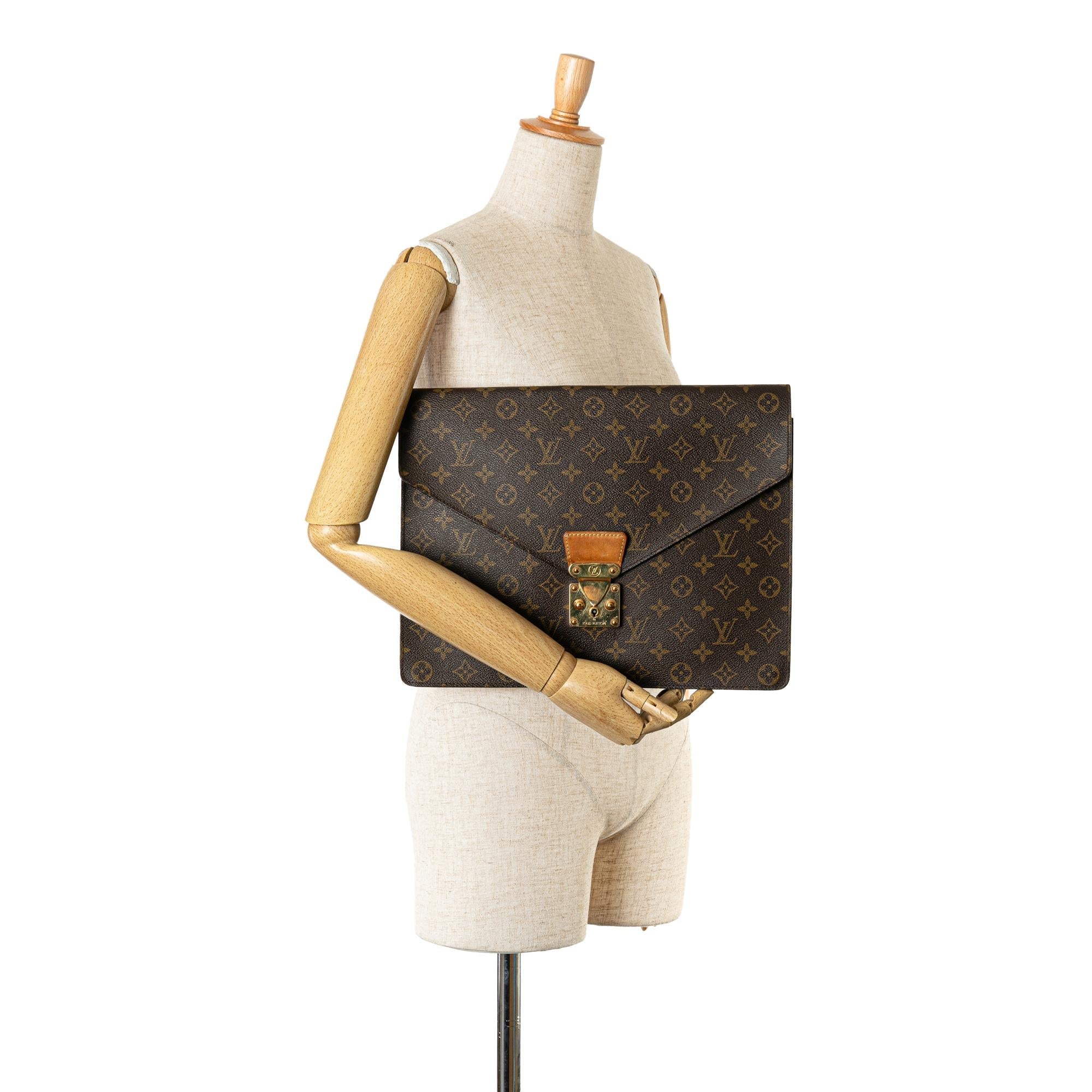 Louis Vuitton Monogram Porte-Documents Senateur (SHG-T4MJee)