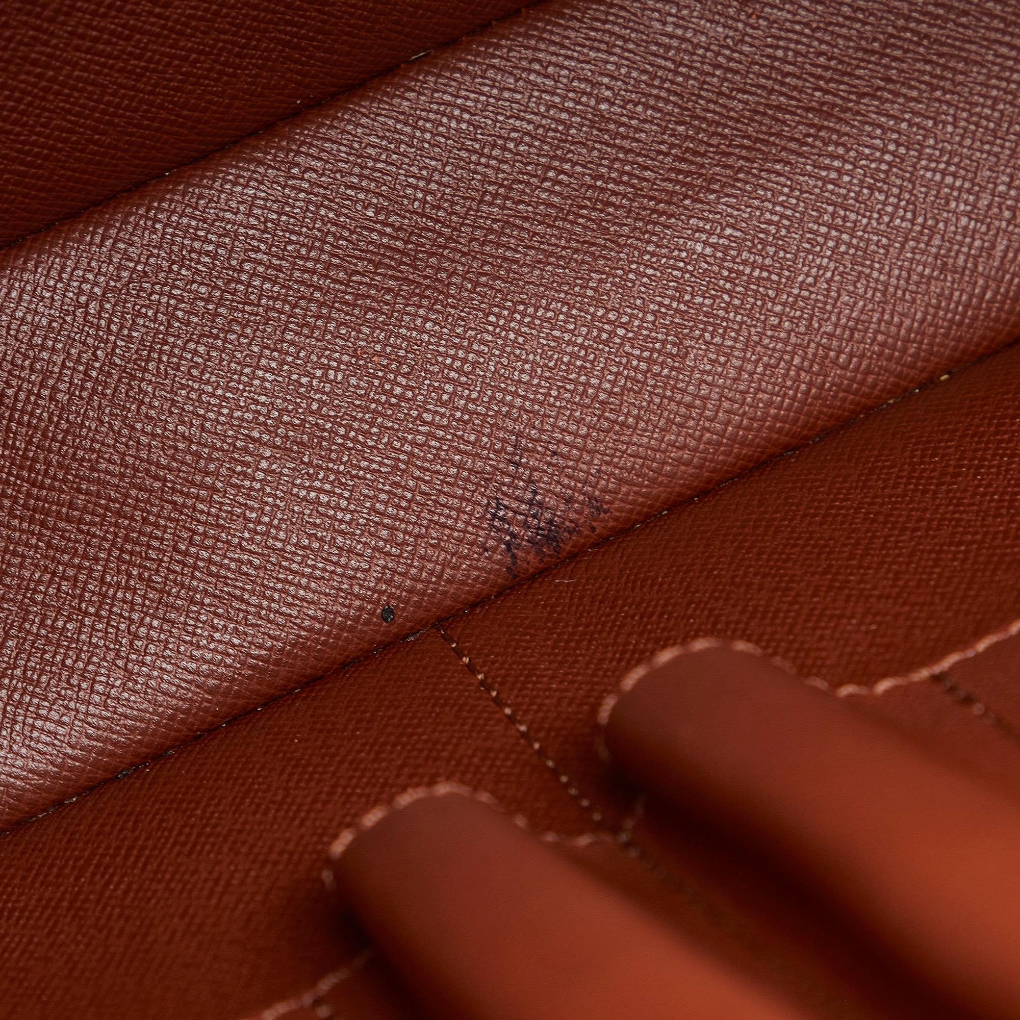 Louis Vuitton Monogram Porte Documents Voyage (SHG-6INcpX)